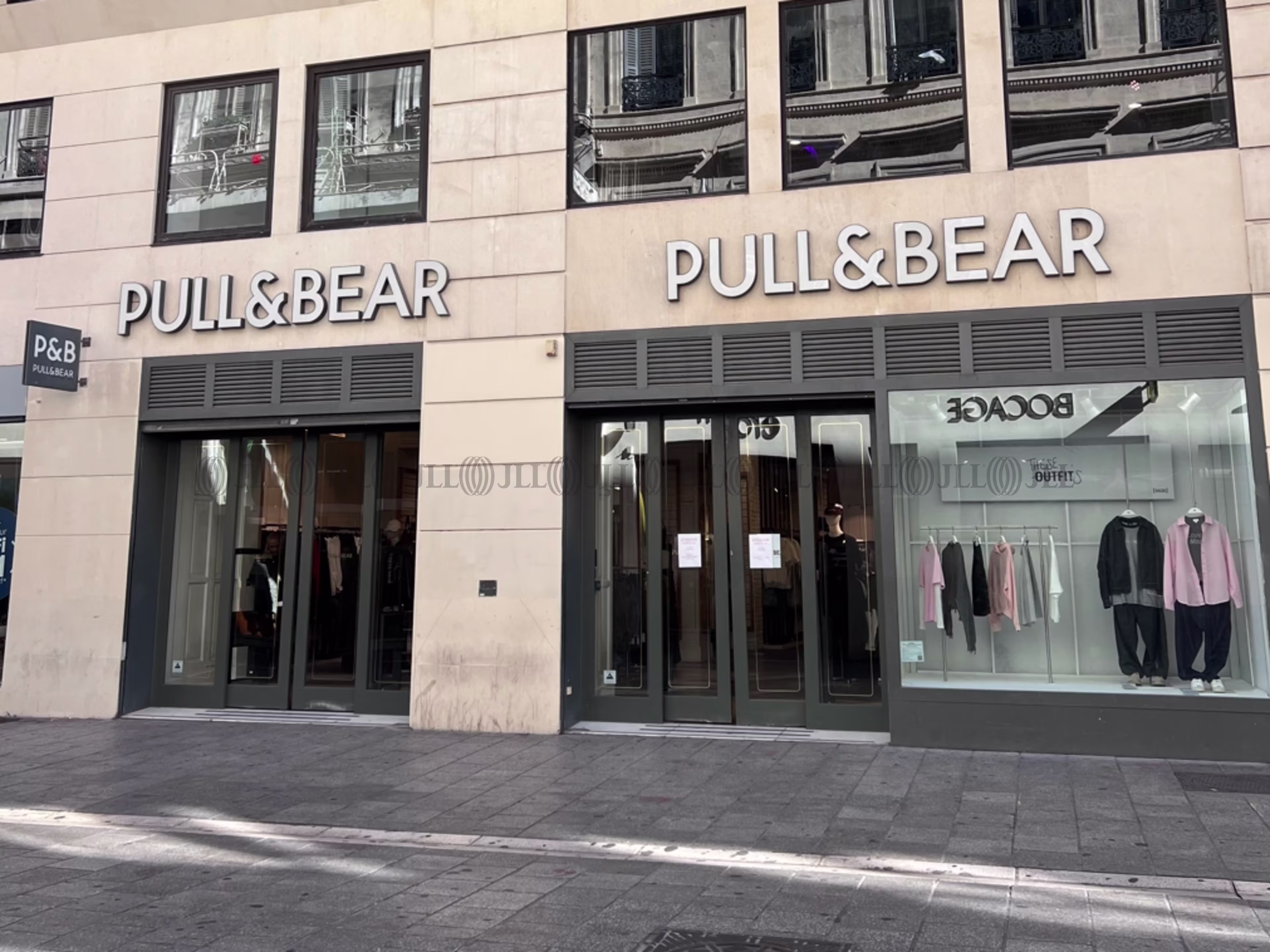 PULL & BEAR