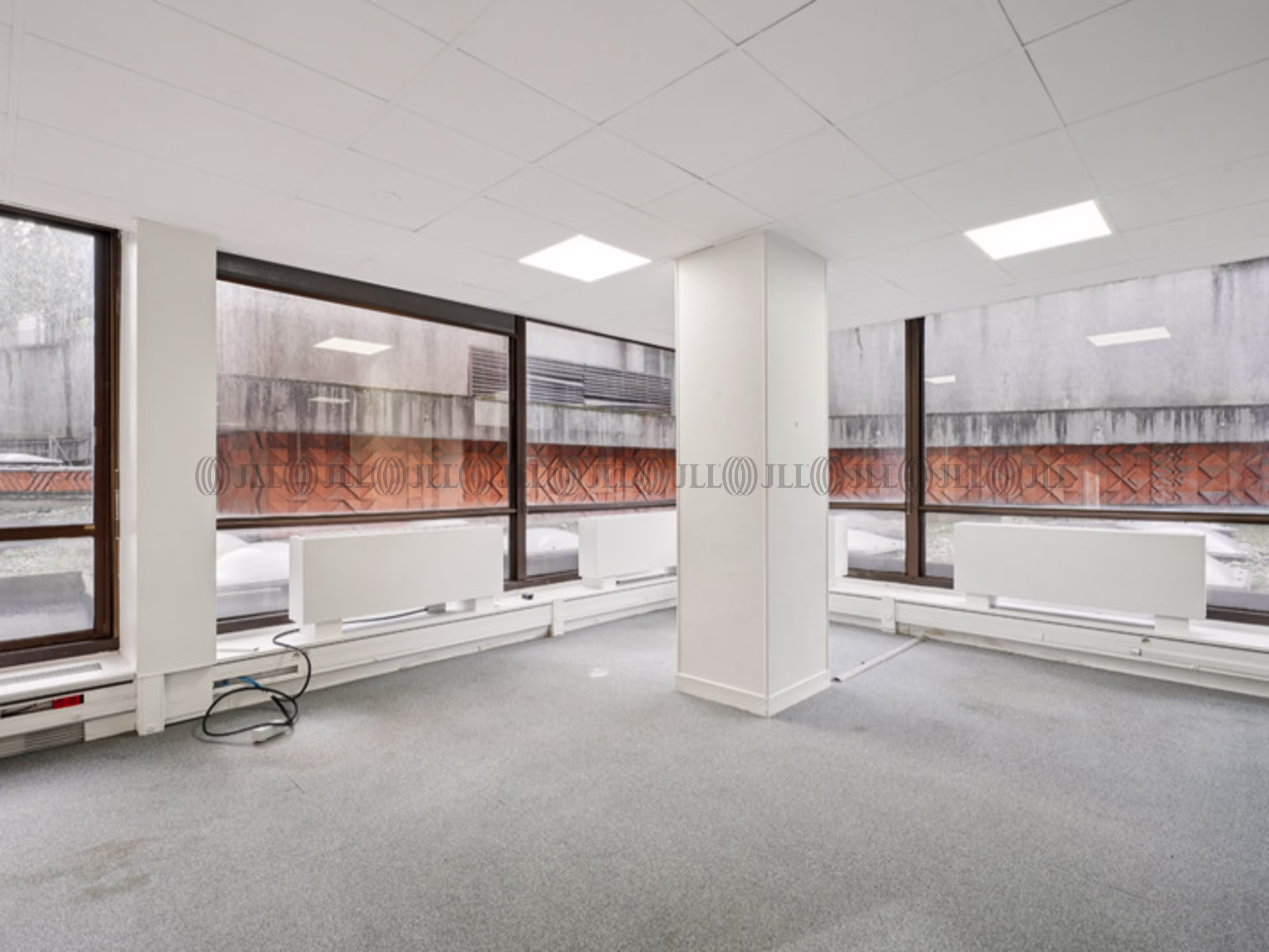 LES BUREAUX DE LA COLLINE - BAT C