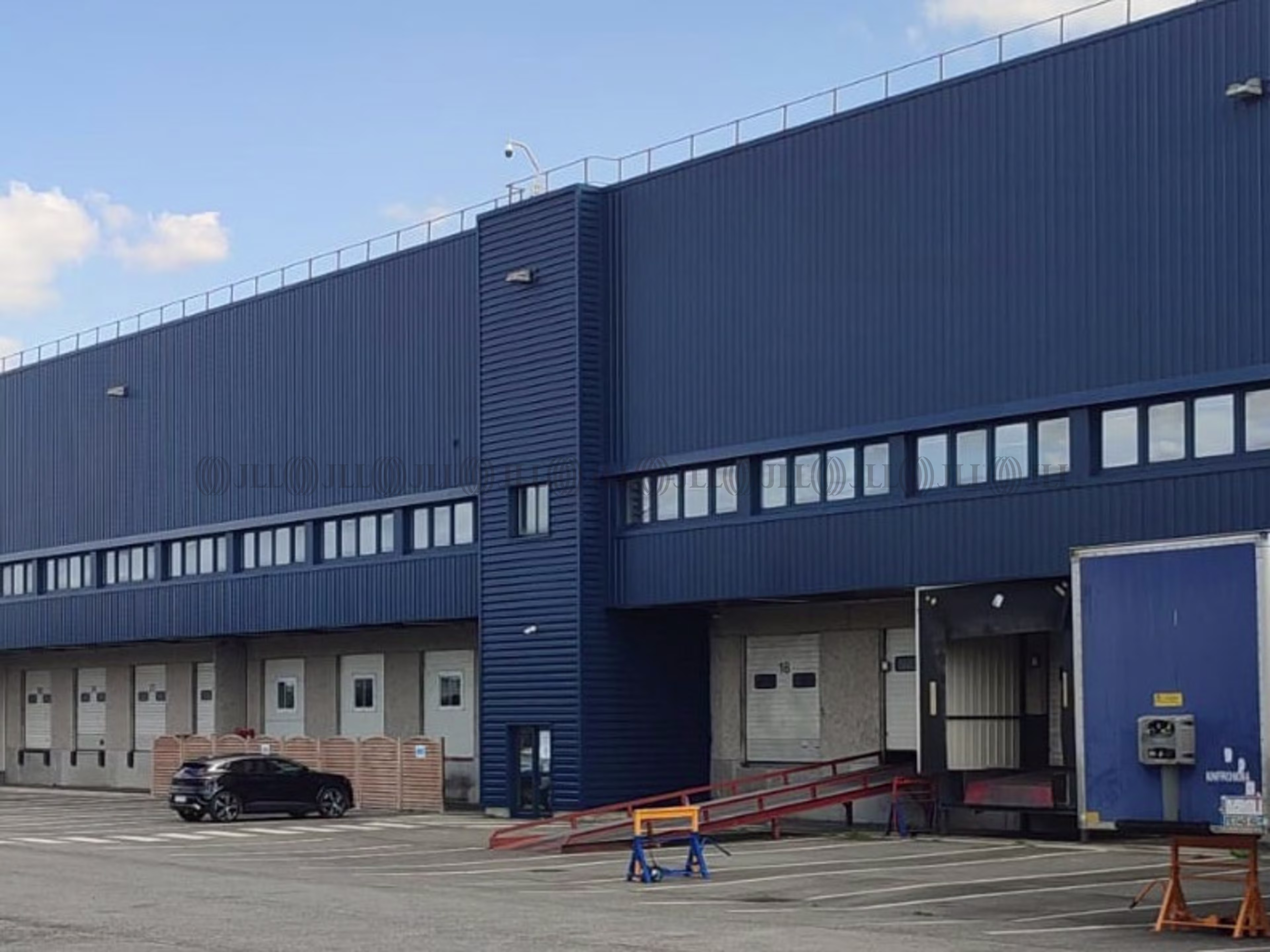 PARC LOGISTIQUE - BATIMENT F