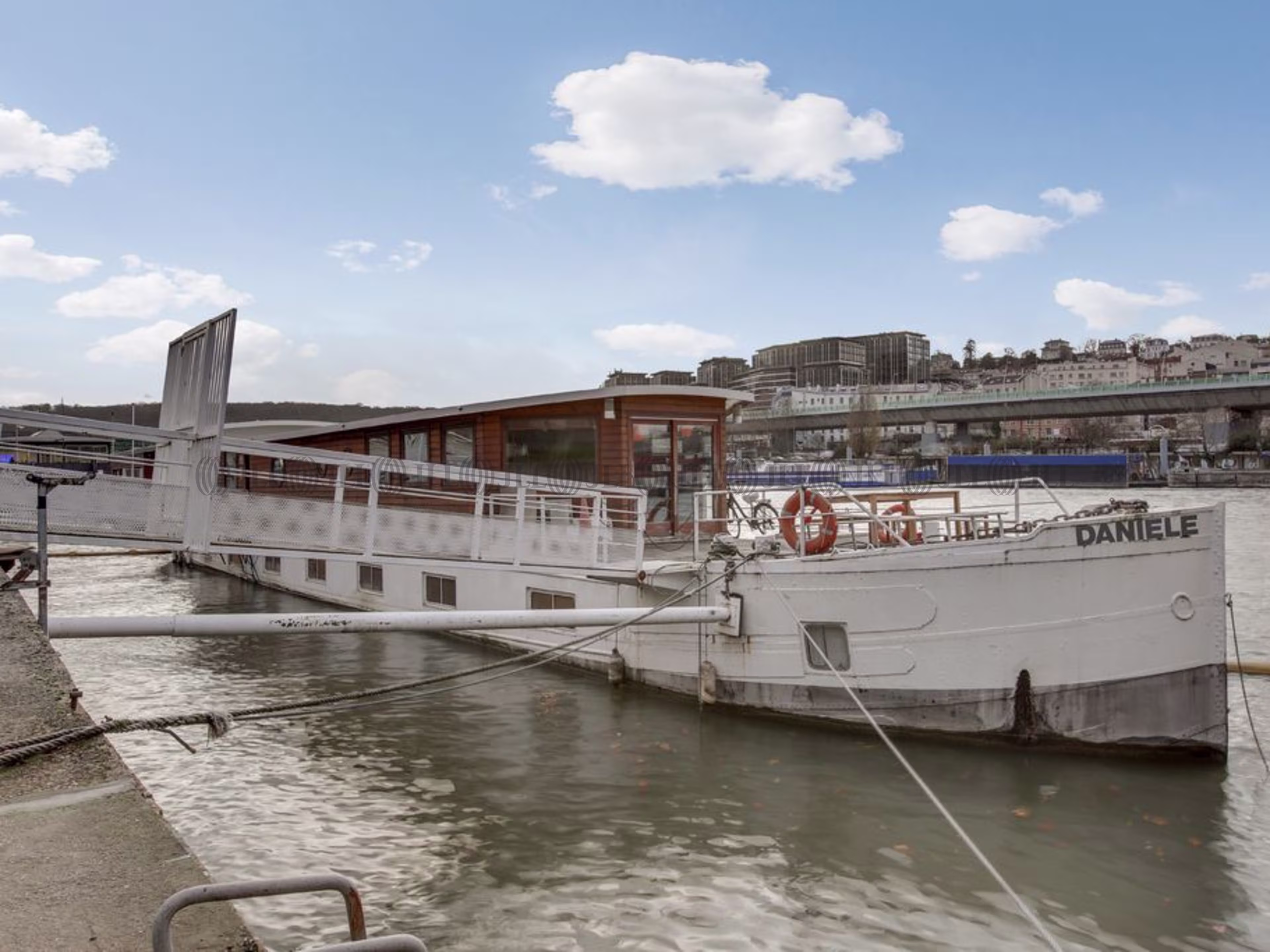 BATEAU DANIELE BATEAU DANIELE