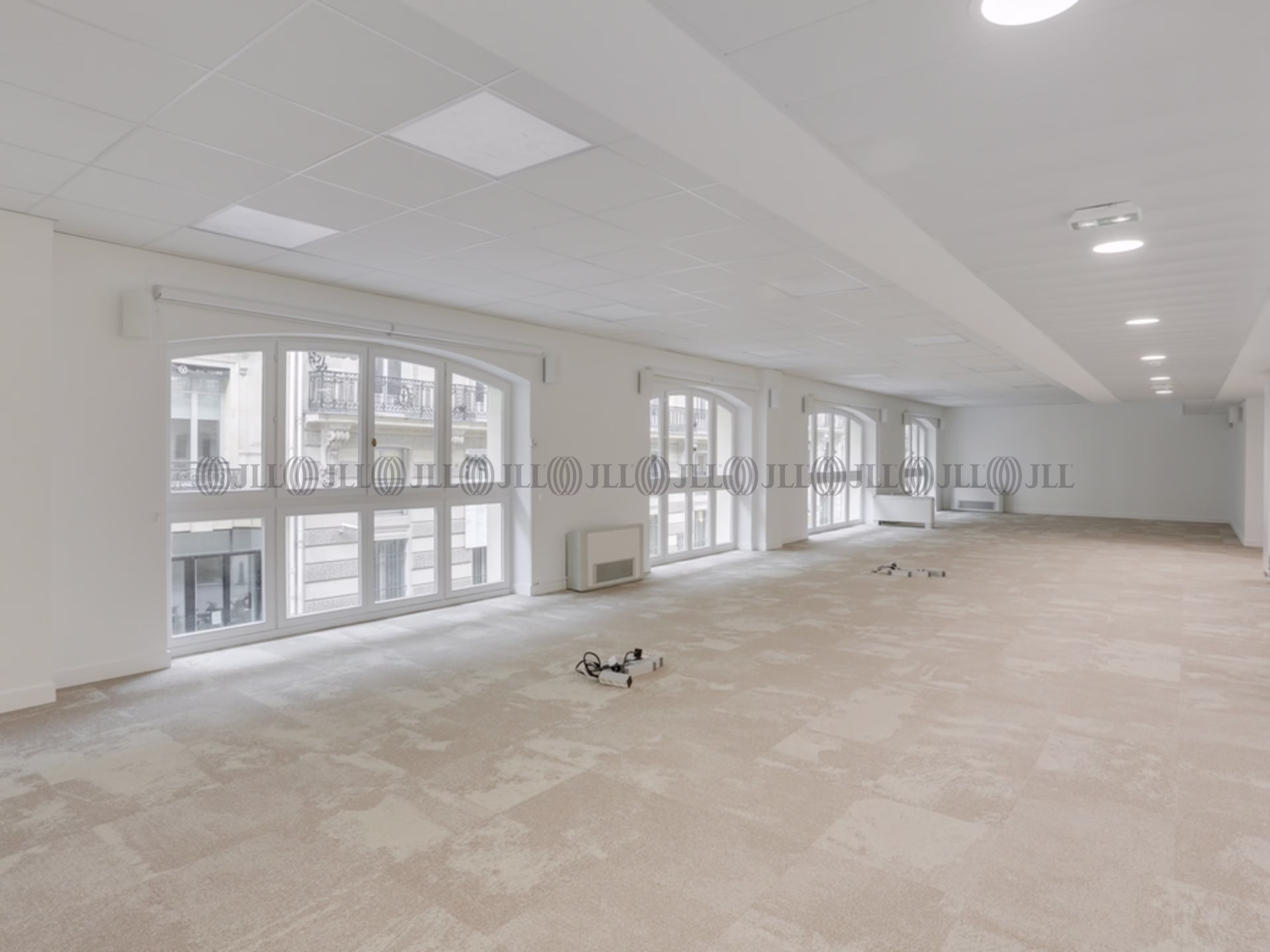 VICTOIRE HAUSSMANN VICTOIRE HAUSSMANN