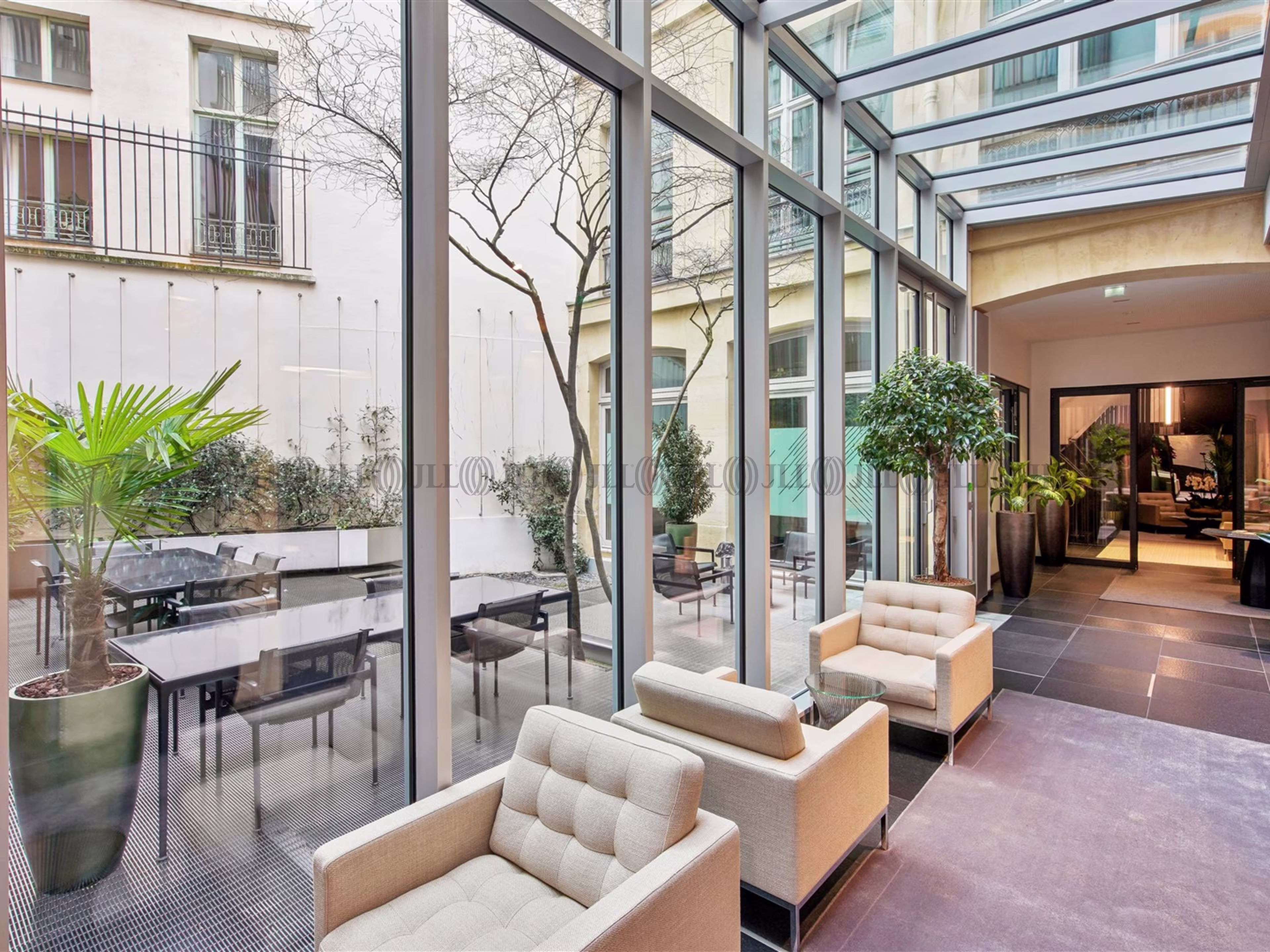 EXCLUSIVITE JLL EXCLUSIVITE JLL