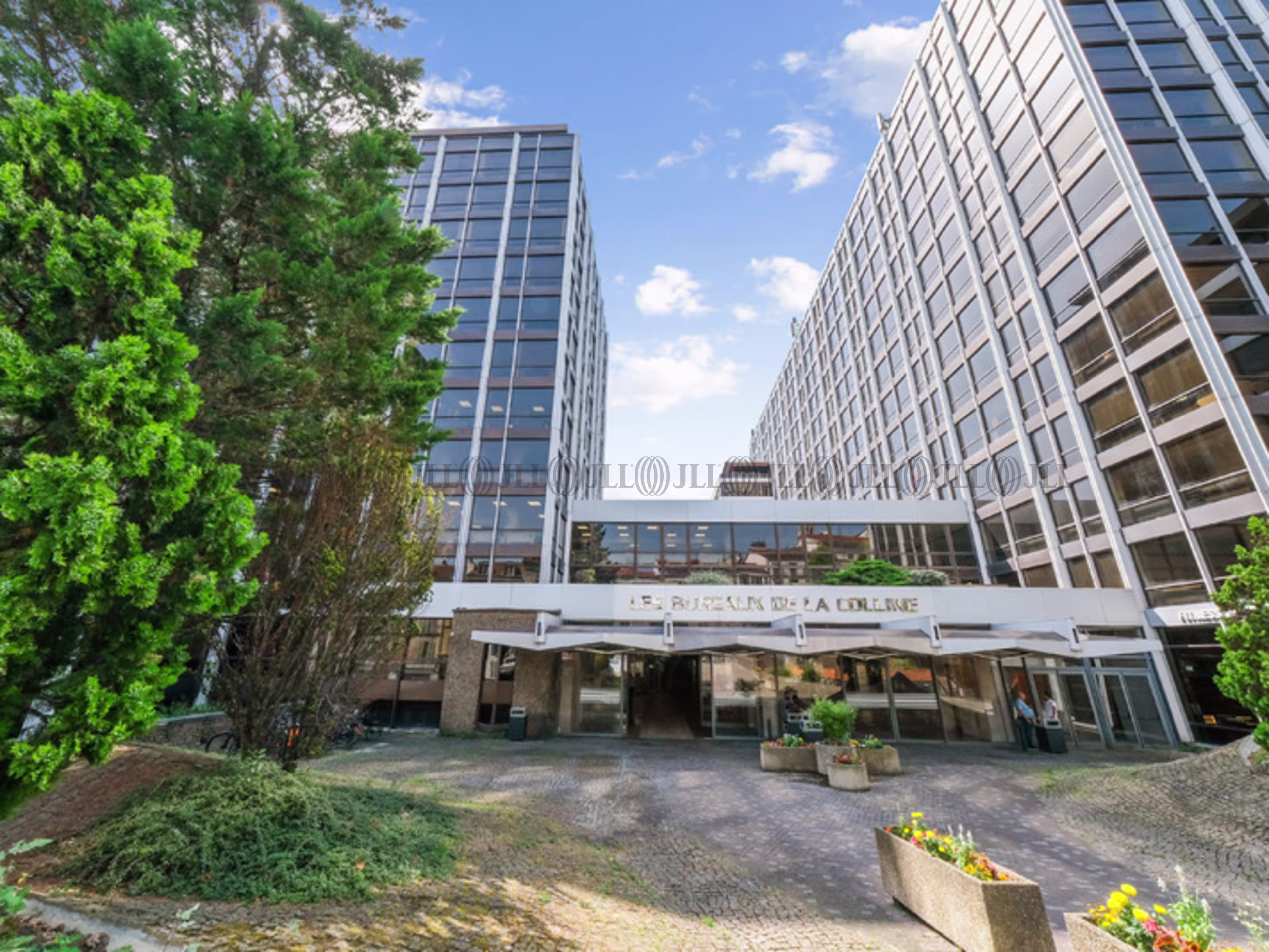 LES BUREAUX DE LA COLLINE