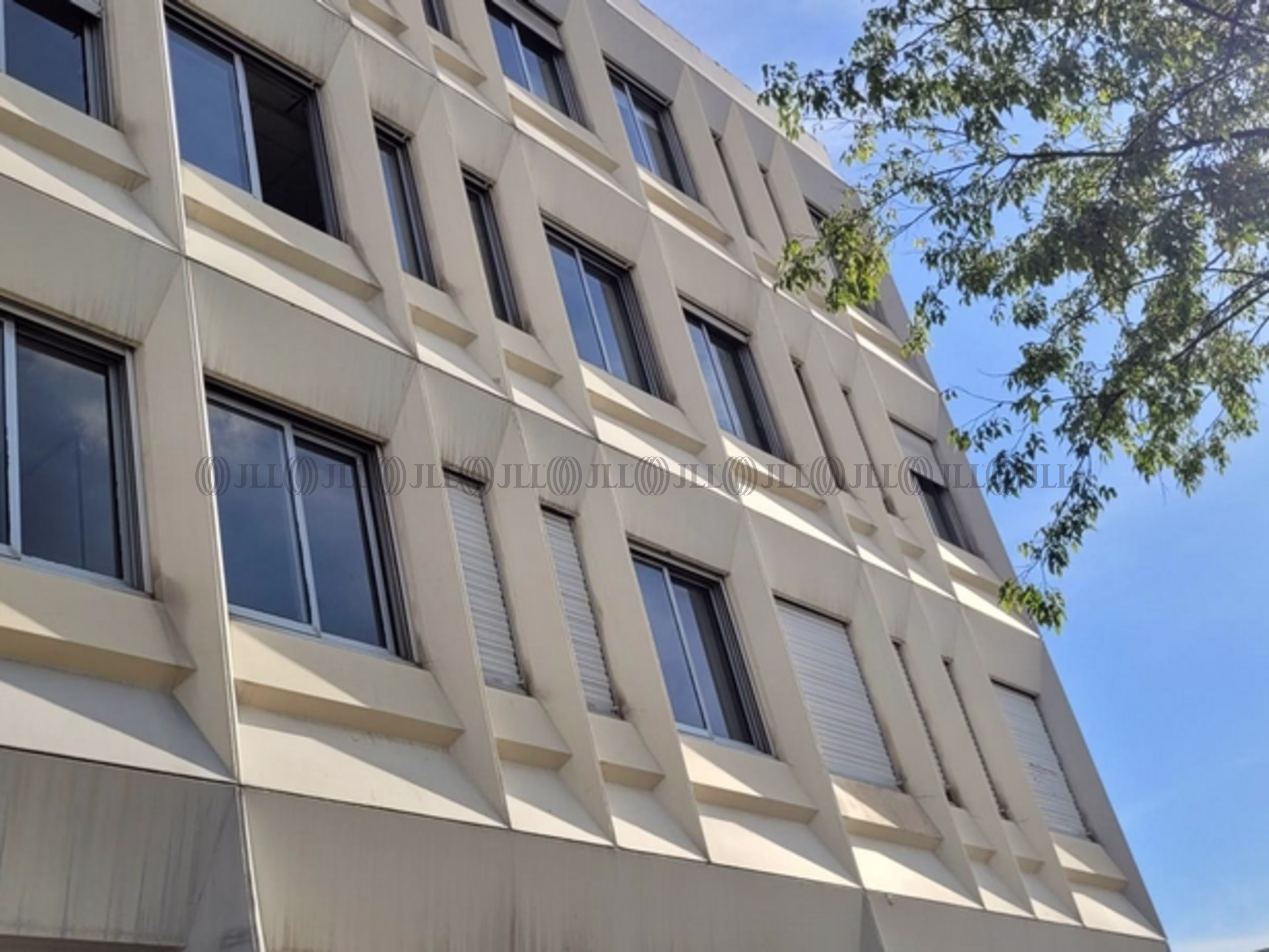 MERCURE C - ZA LES MILLES