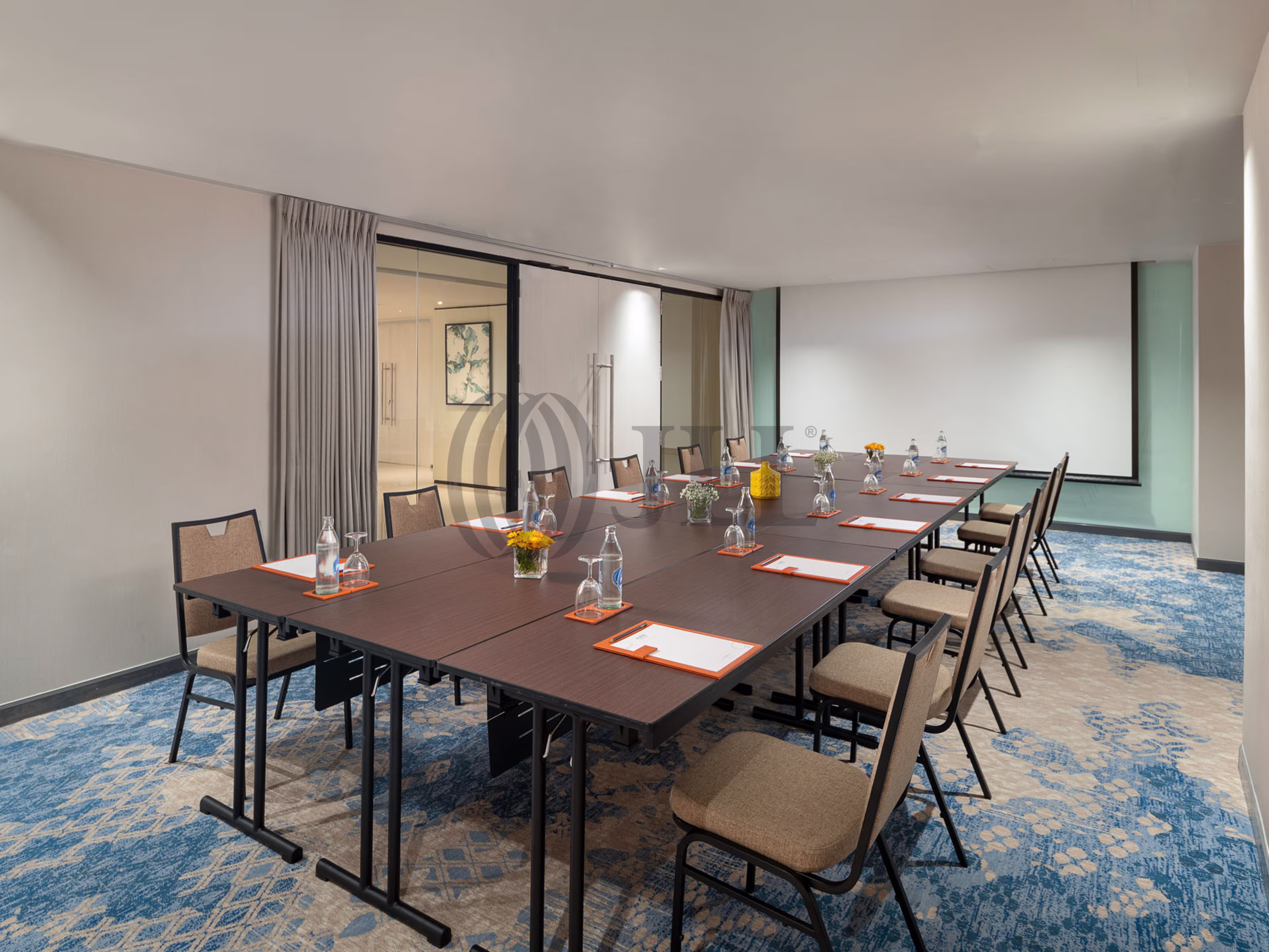 Avani Sukhumvit Bangkok Hotel (Partly-fitted)