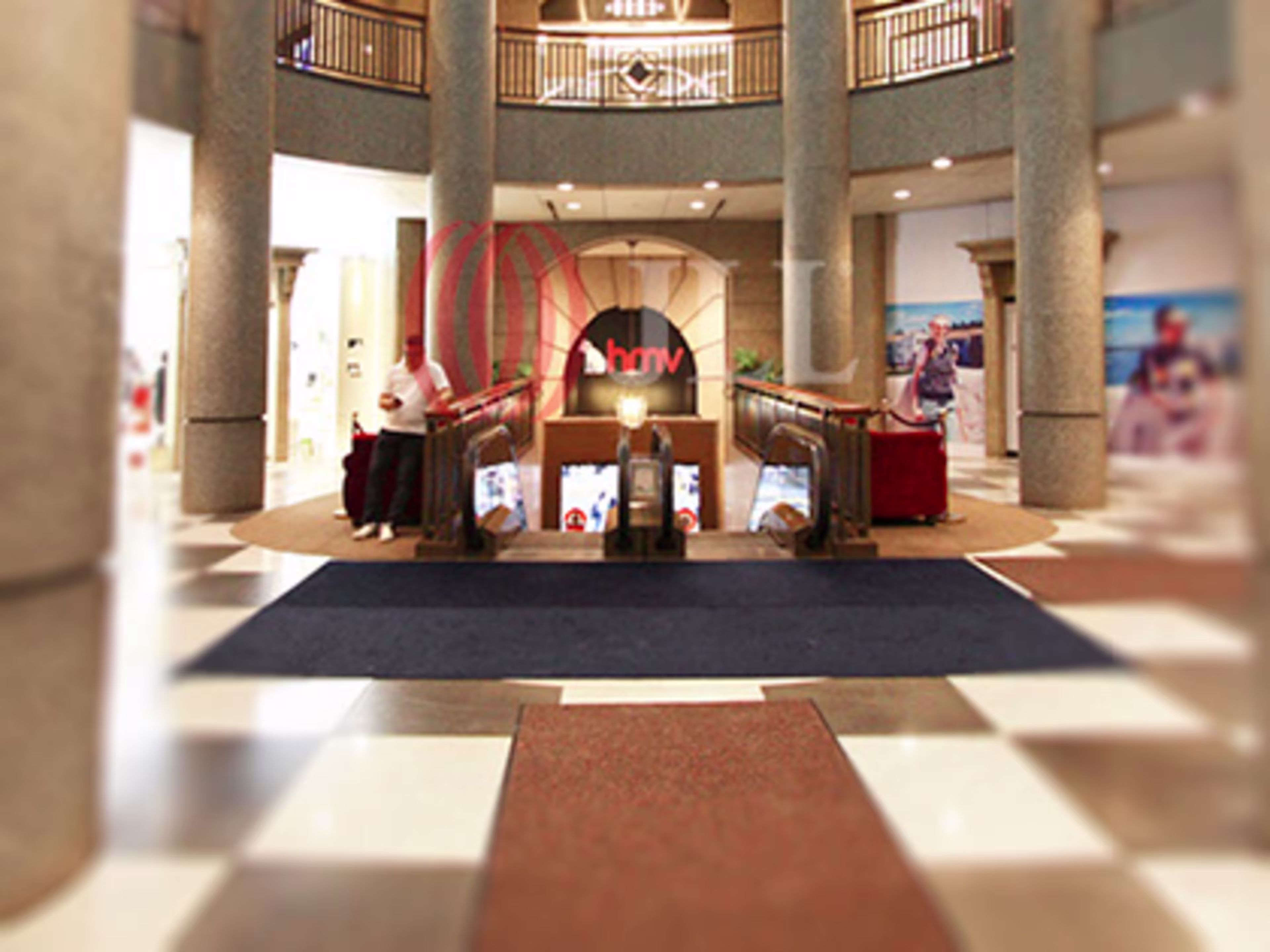 Entertainment Building