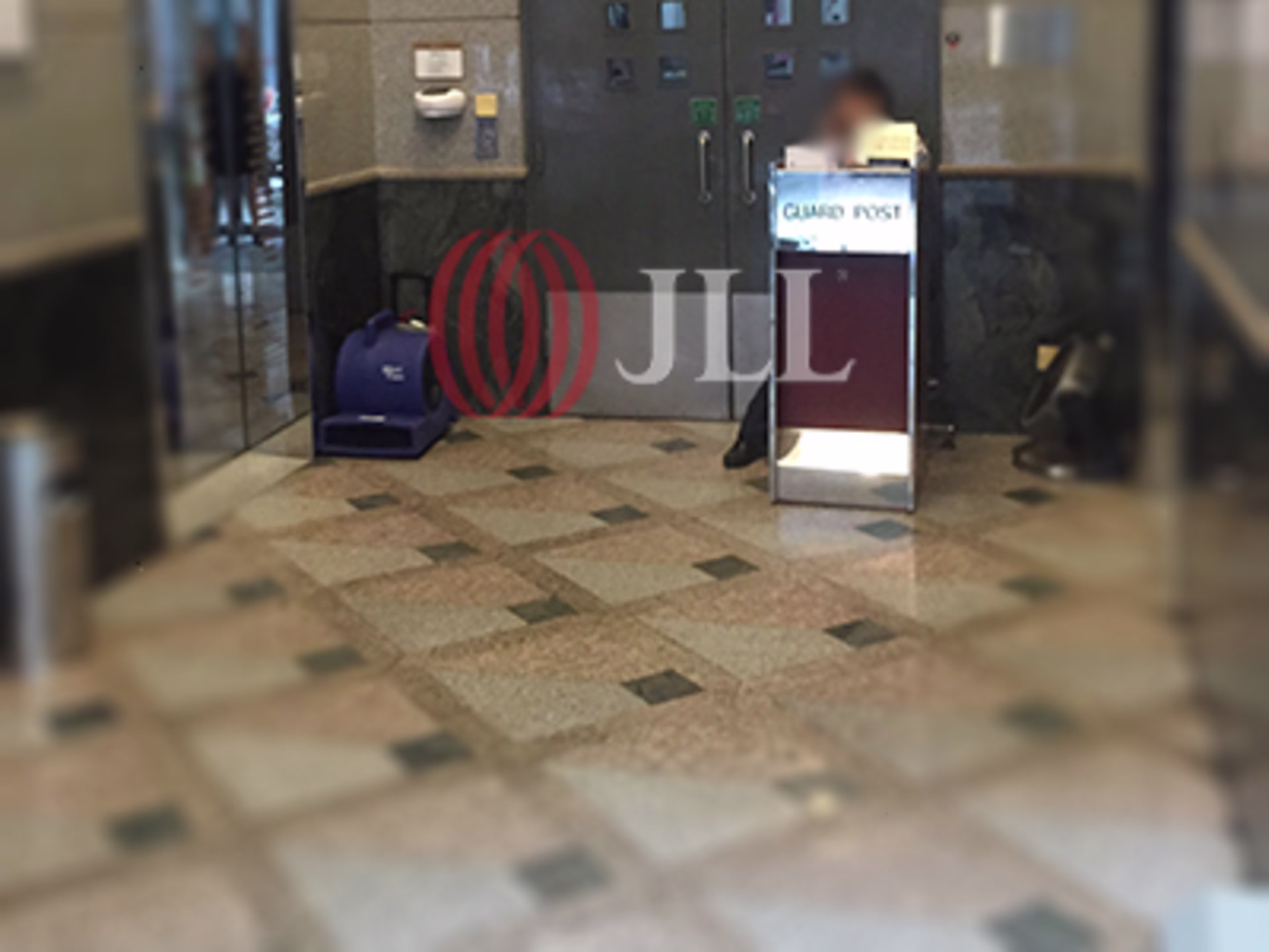 企業中心