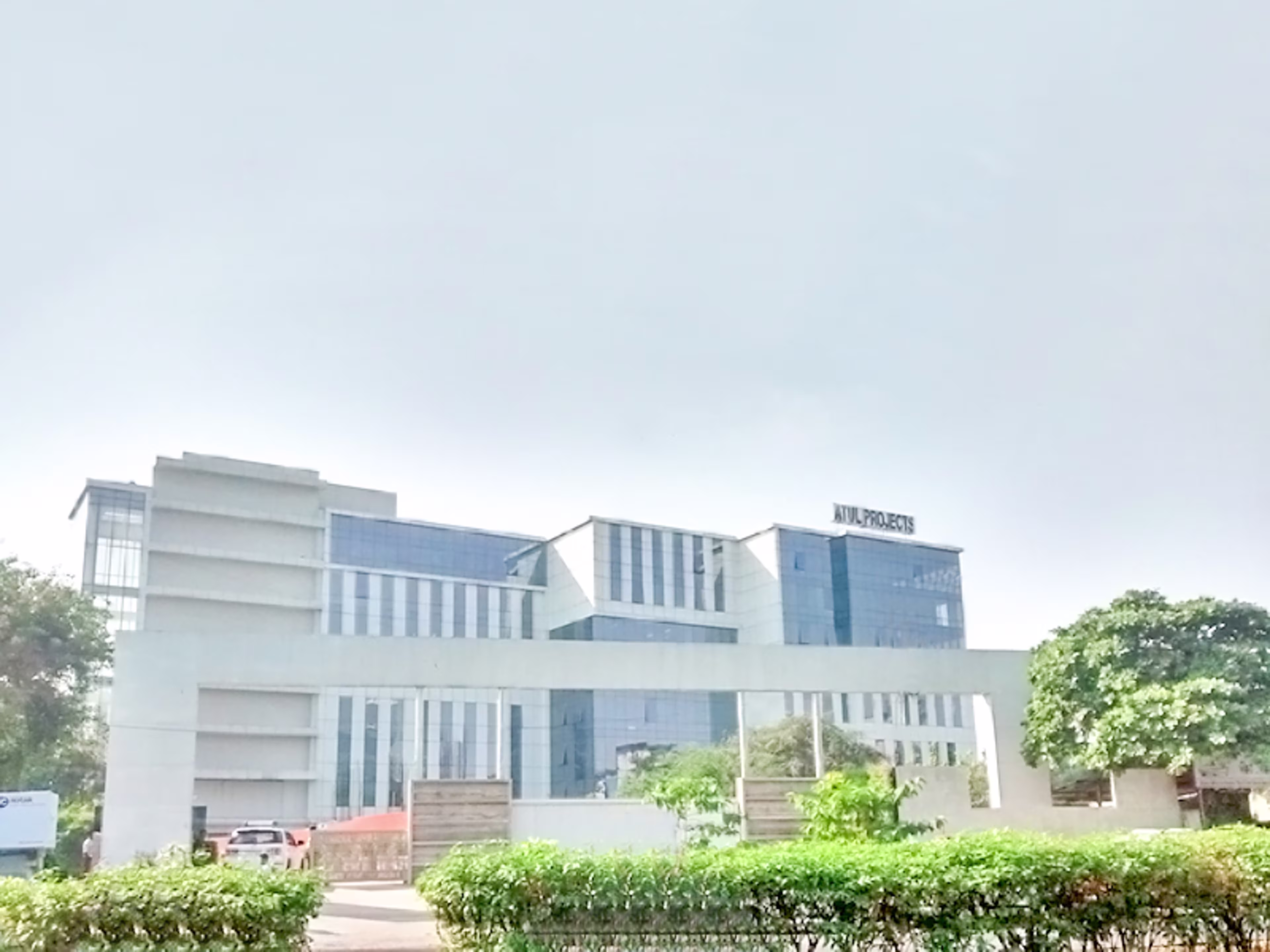Corporate Avenue