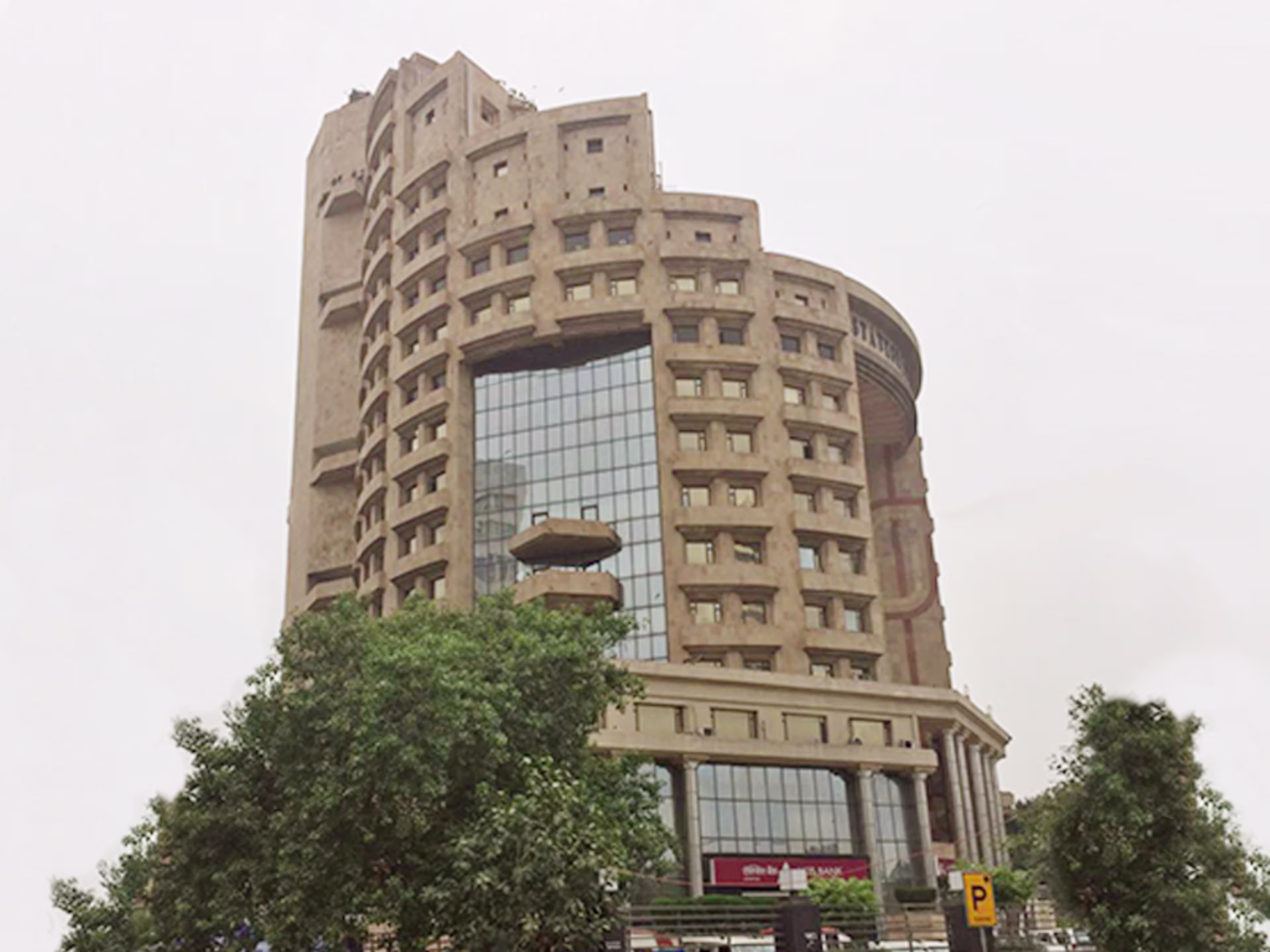 Statesman House
