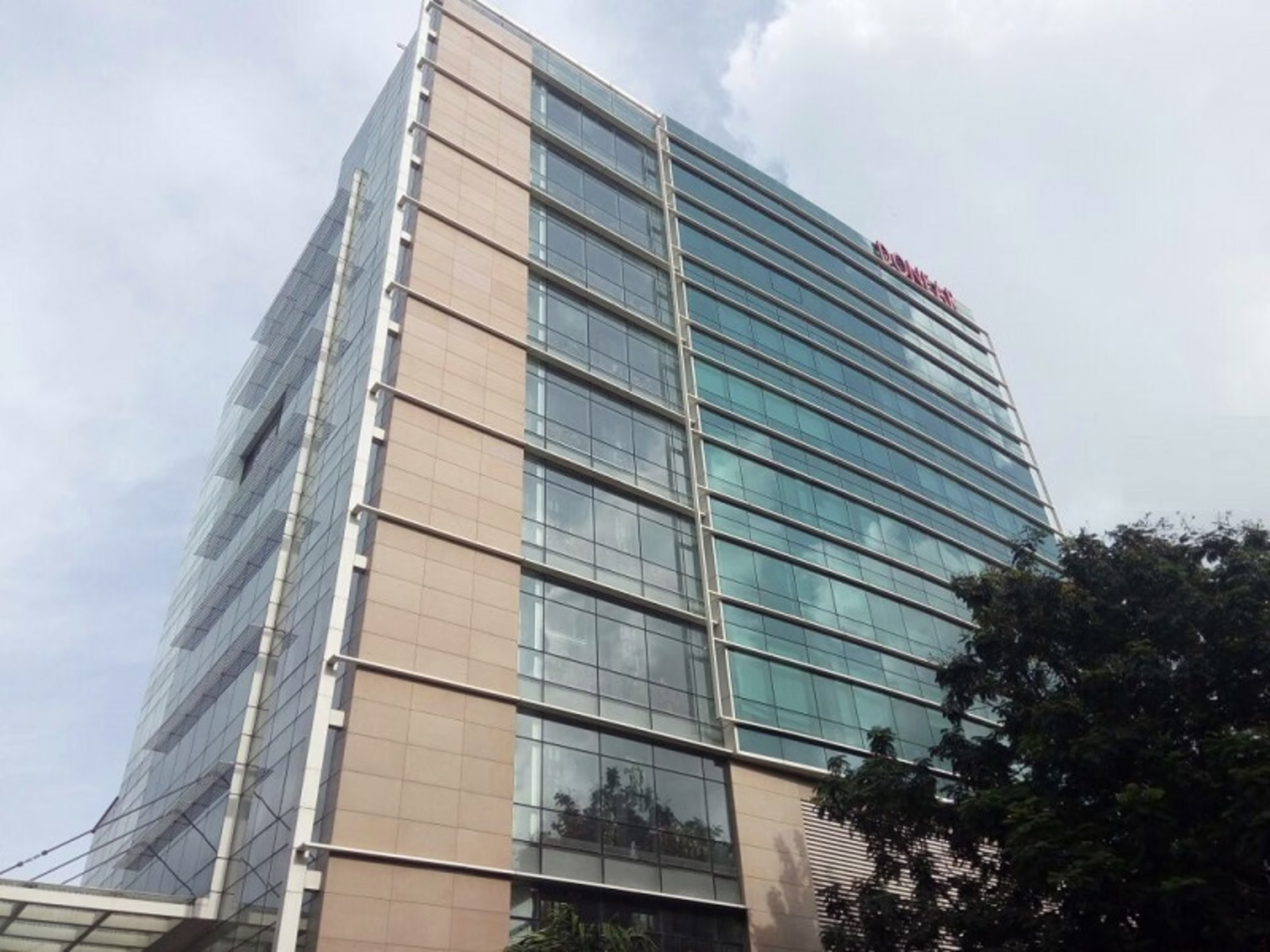 Donear House