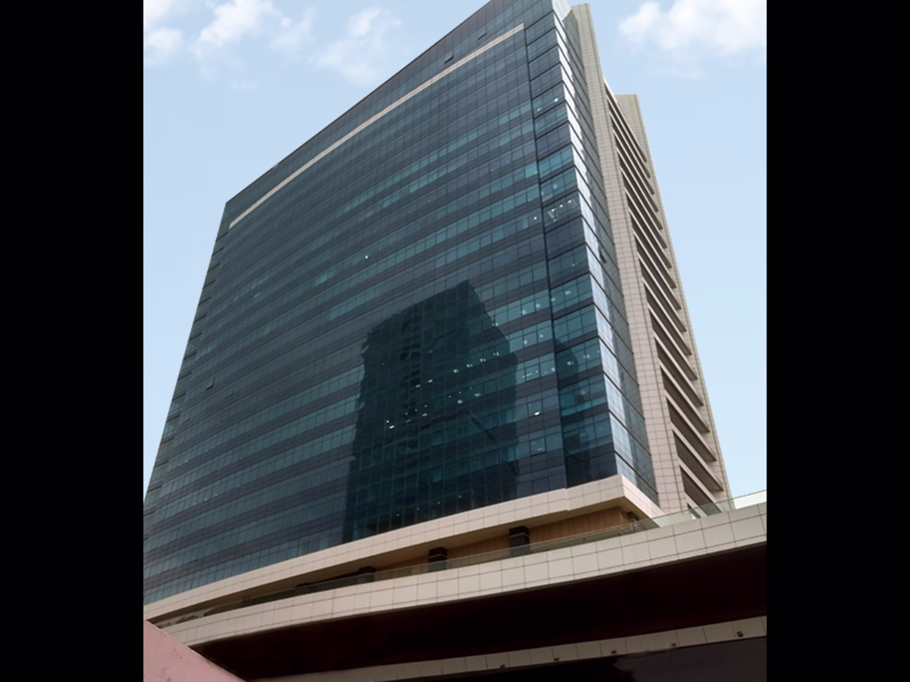 Peninsula Business Park - Tower B