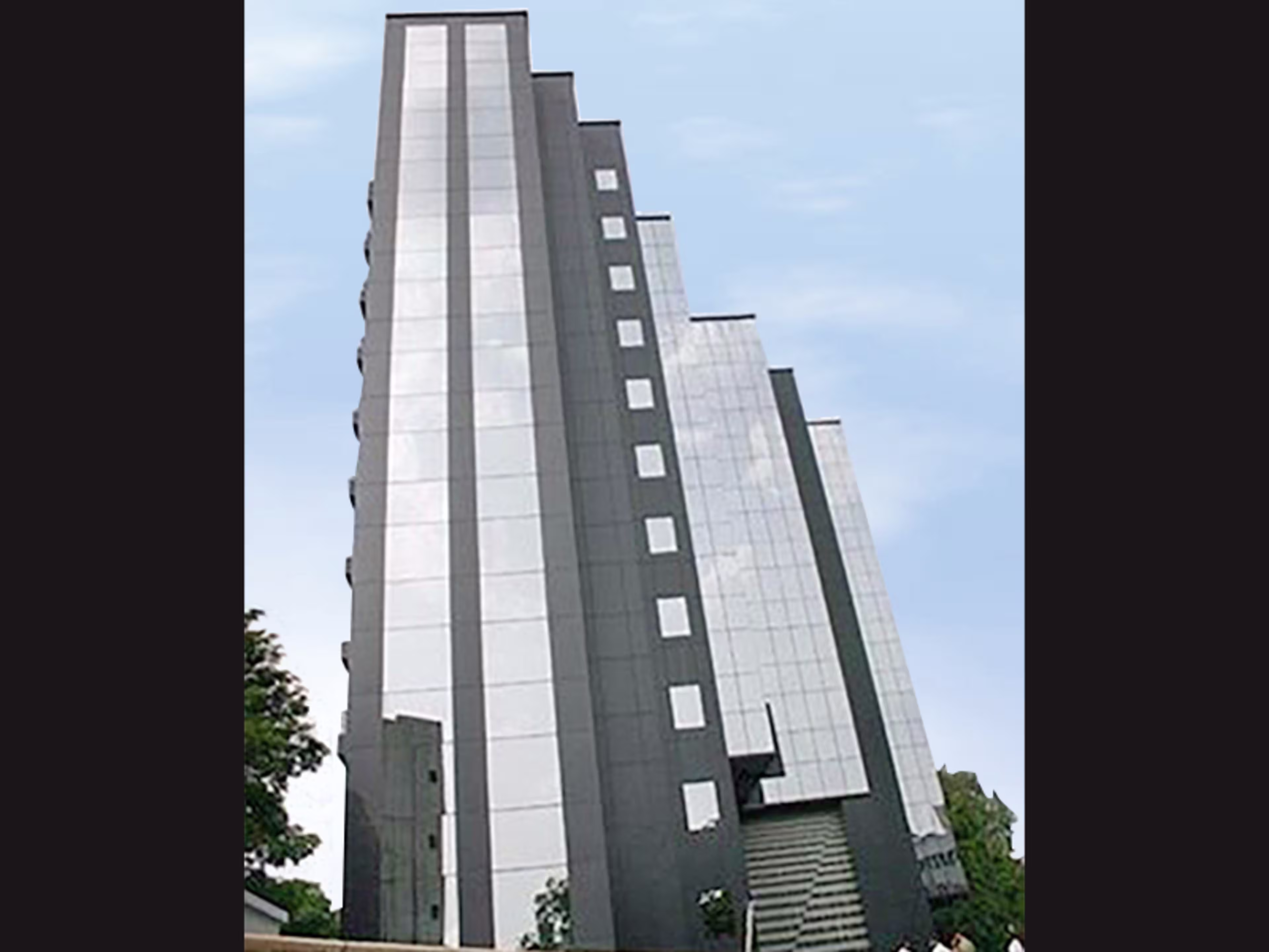 Prestige Obelisk