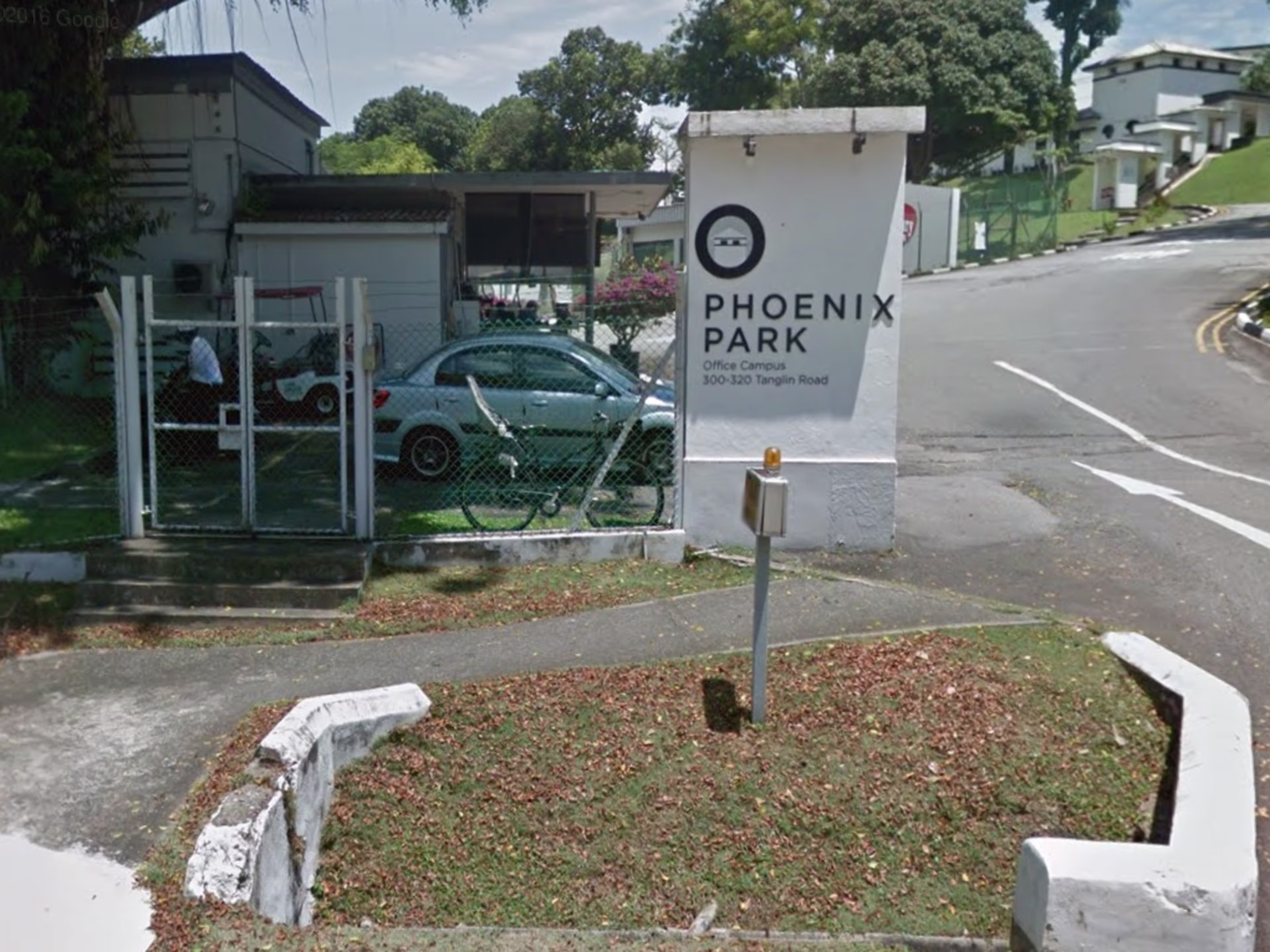 Phoenix Park - 300 Tanglin Road