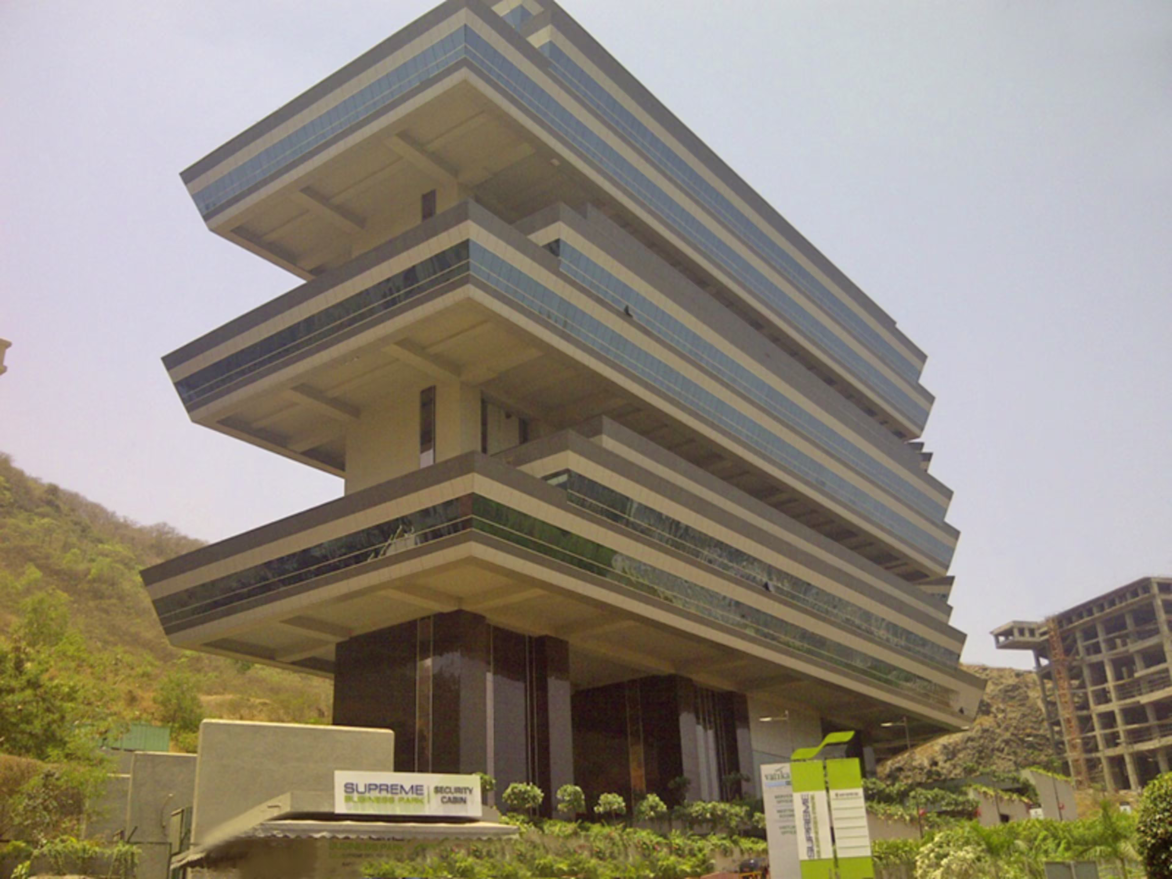 Supreme Business Park