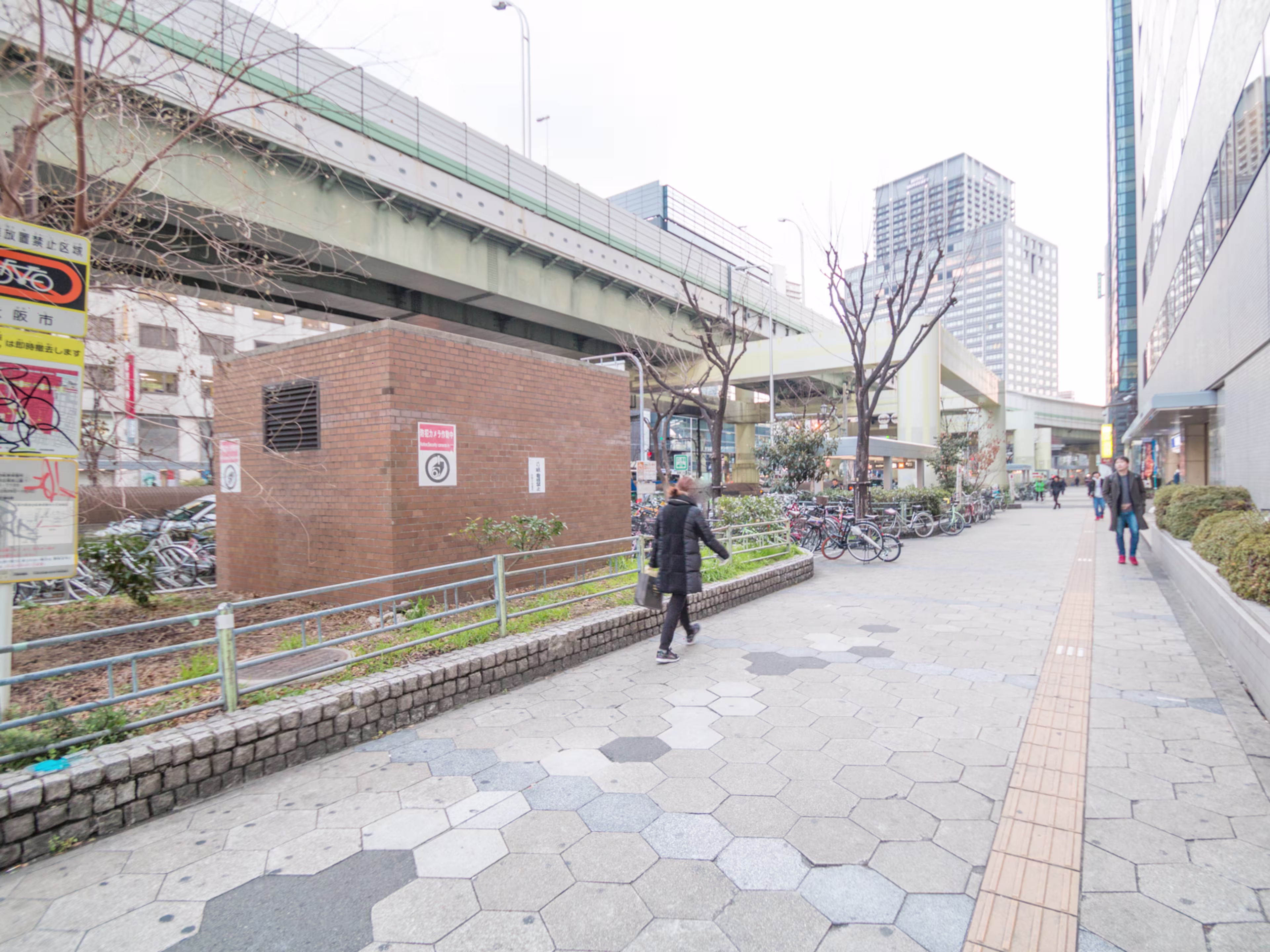 御堂筋グランドビル