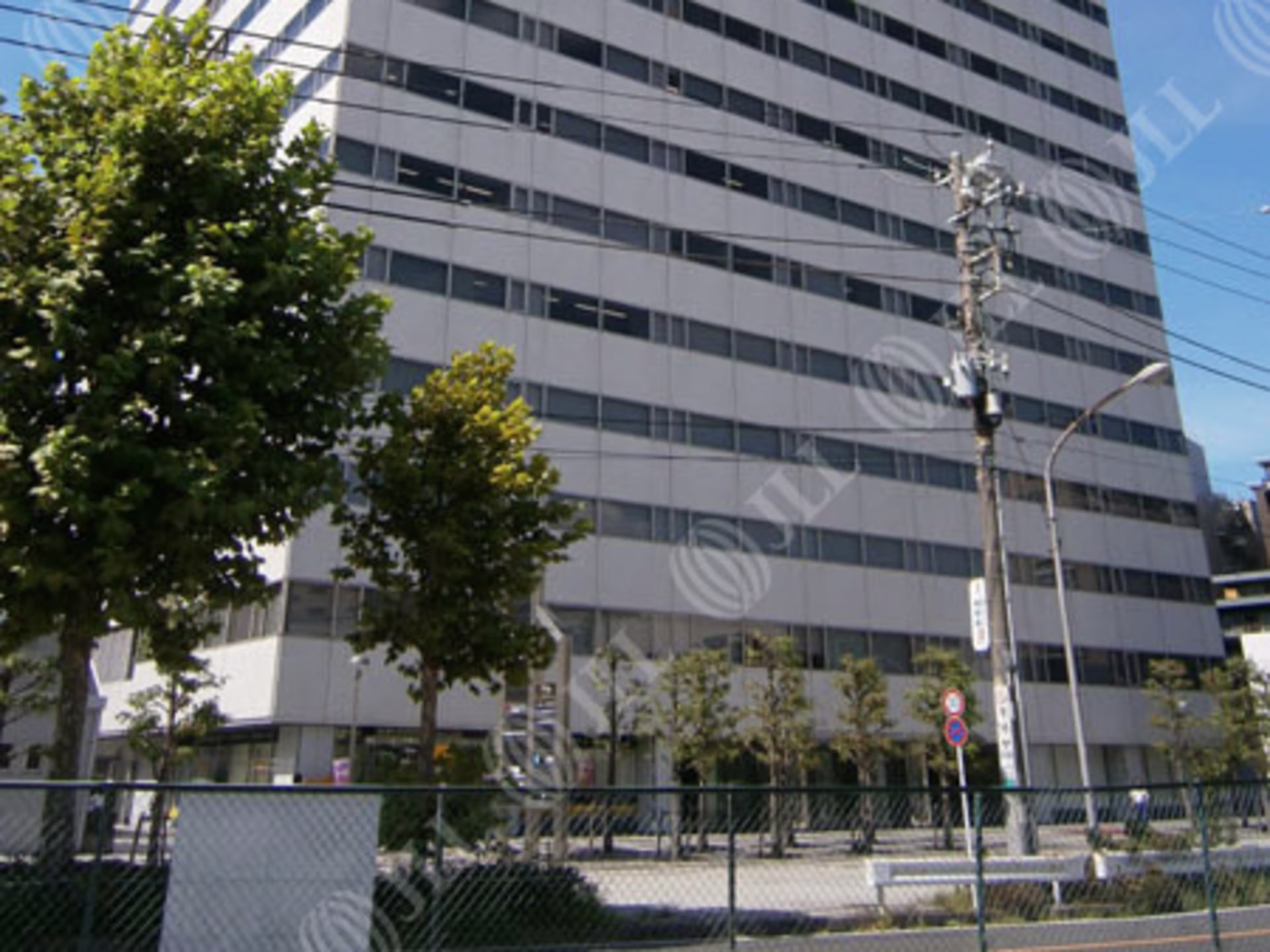 横浜西口KNビル