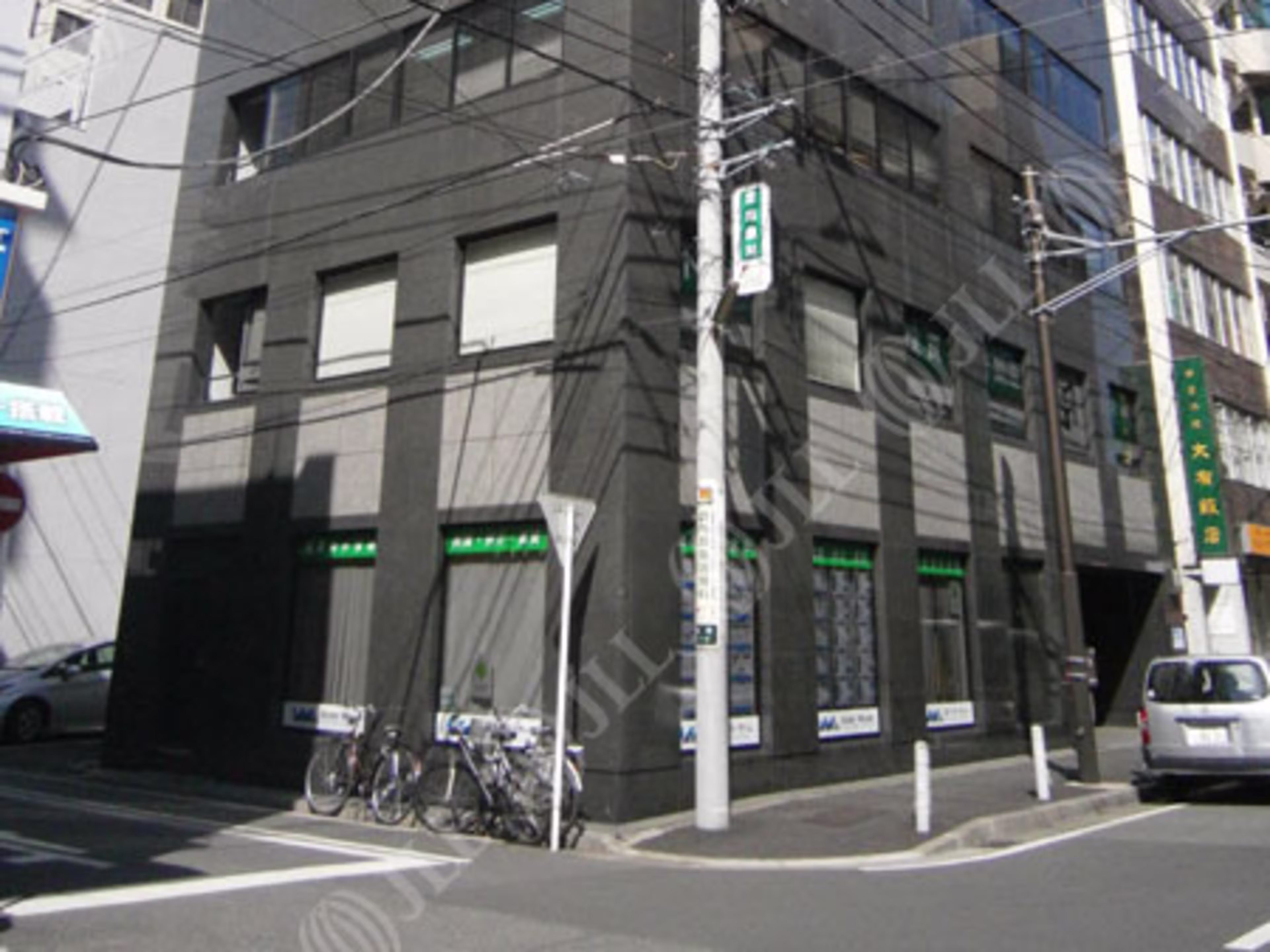 ヨコハマNSビル