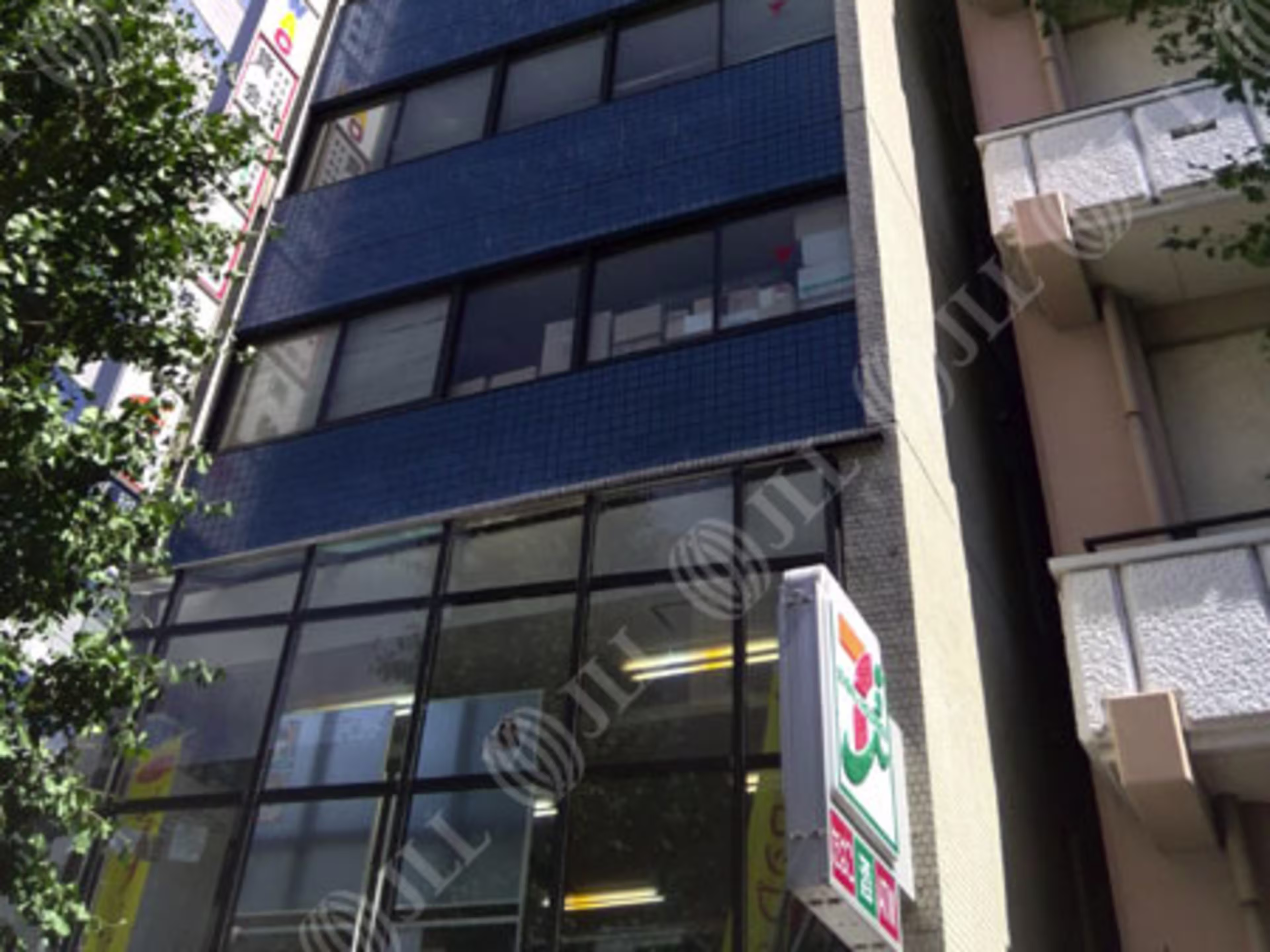 新宿カメヤビル