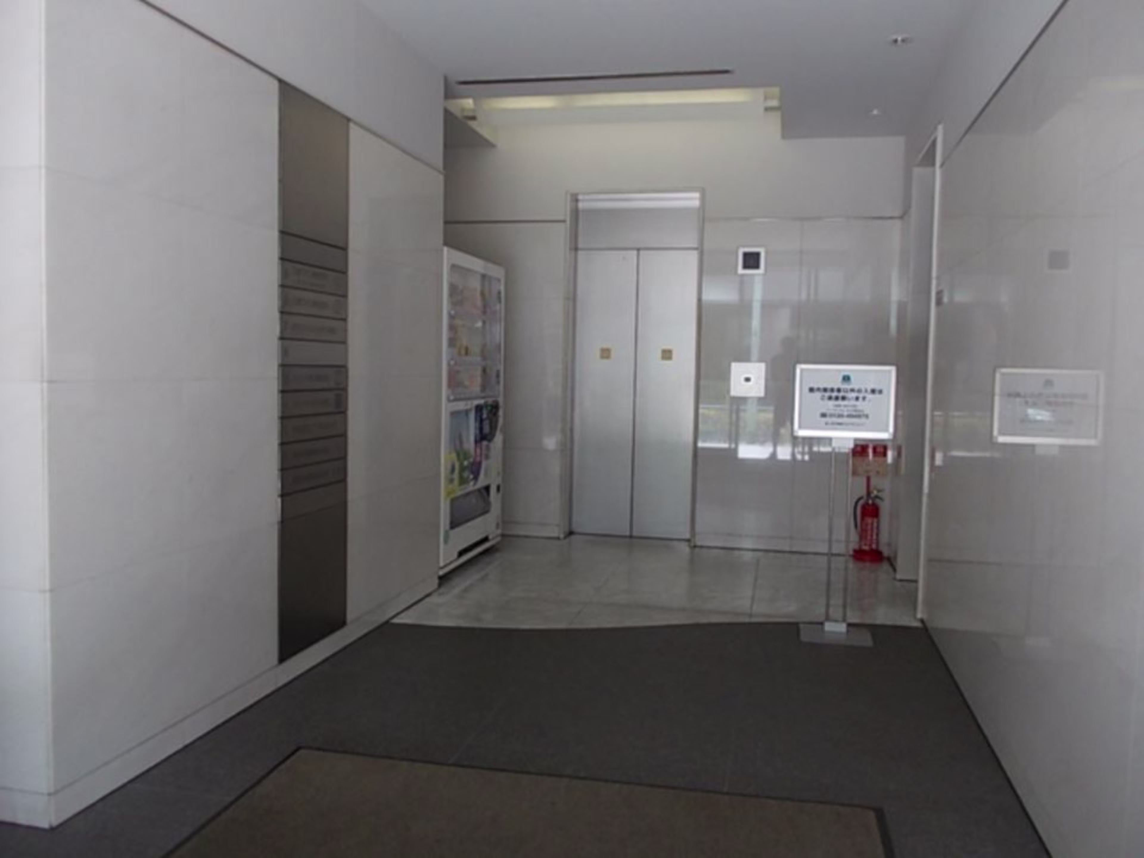 白鹿茅場町ビル