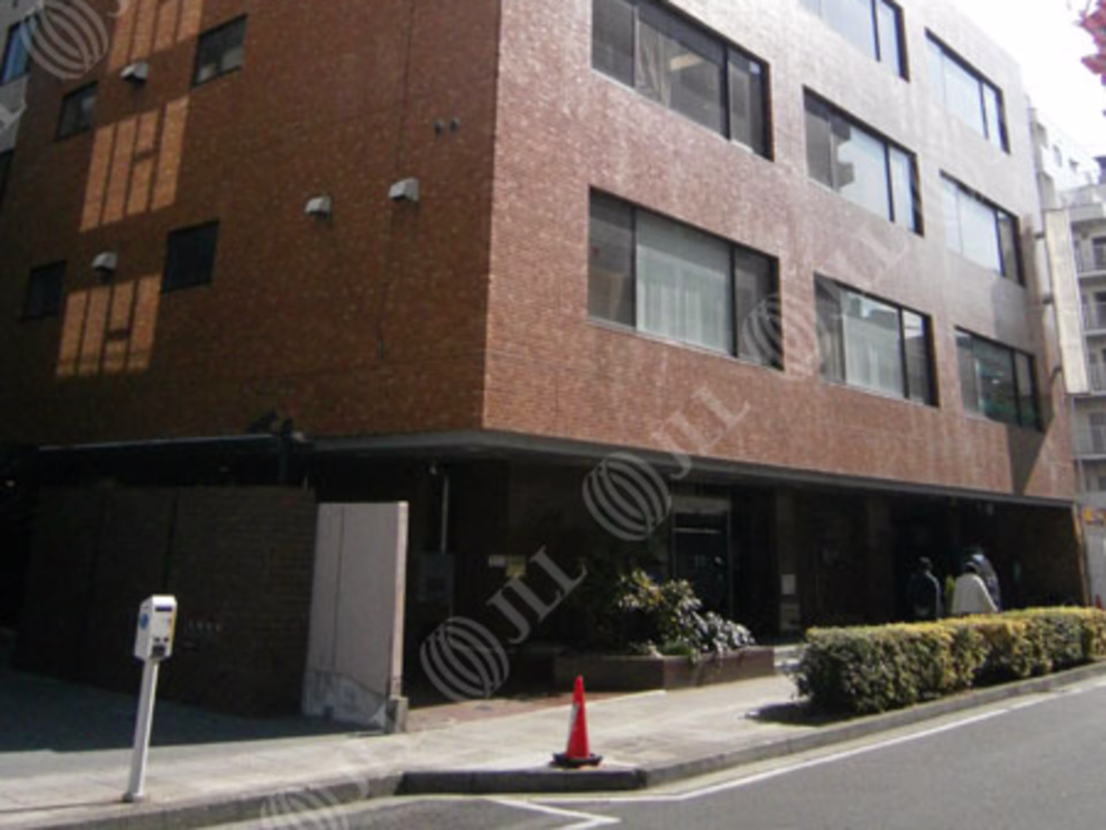 横浜飛栄ビル