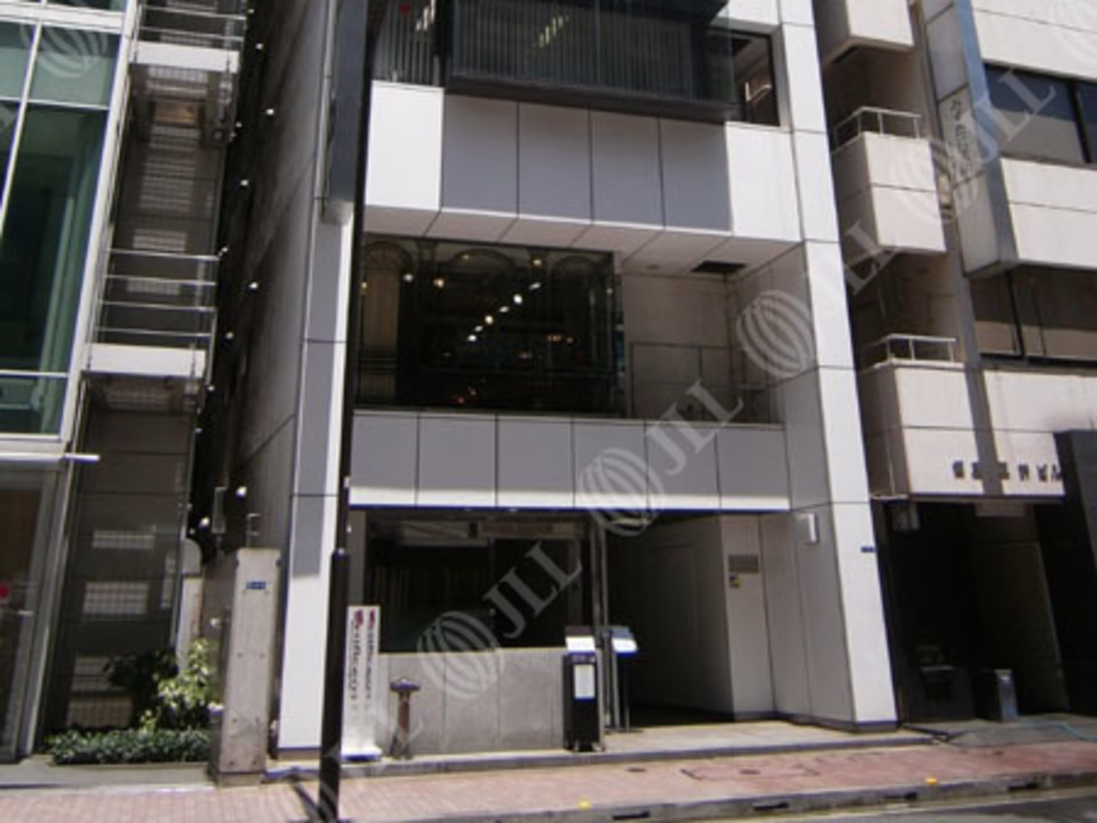 和孝銀座8丁目ビル