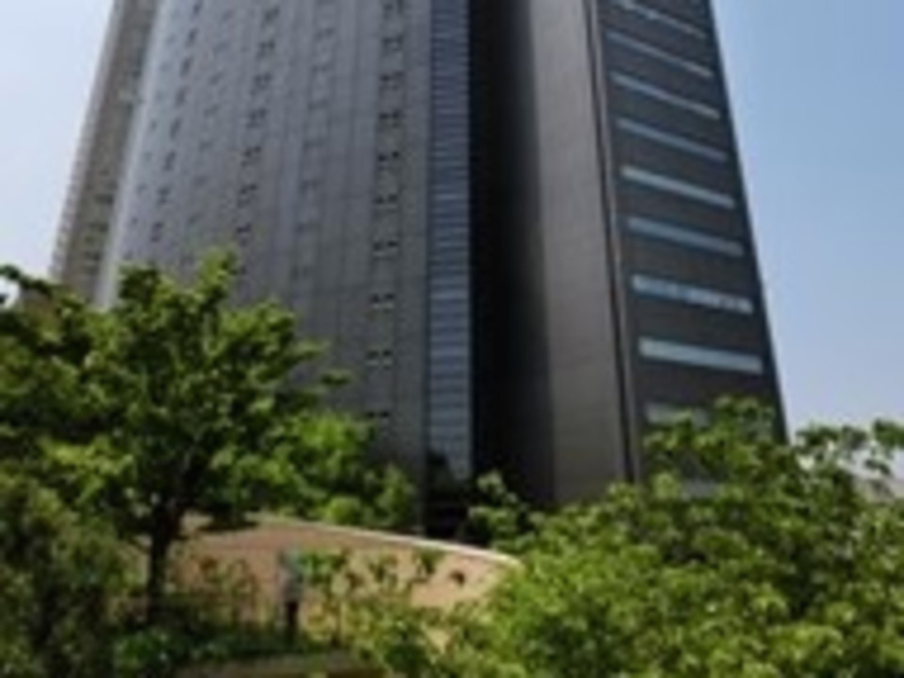 パークスタワー（なんばパークス）