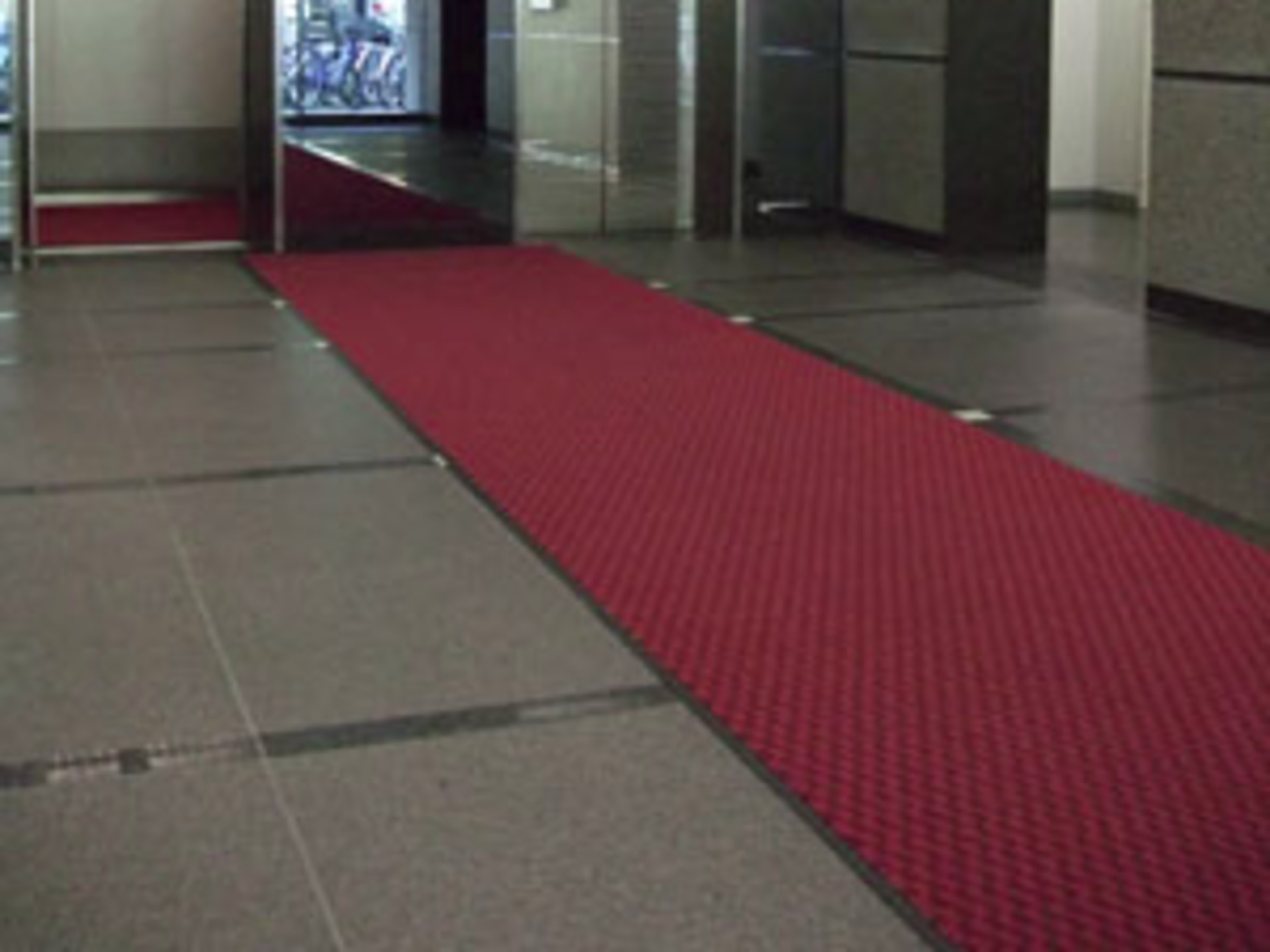 新大阪八千代ビル別館