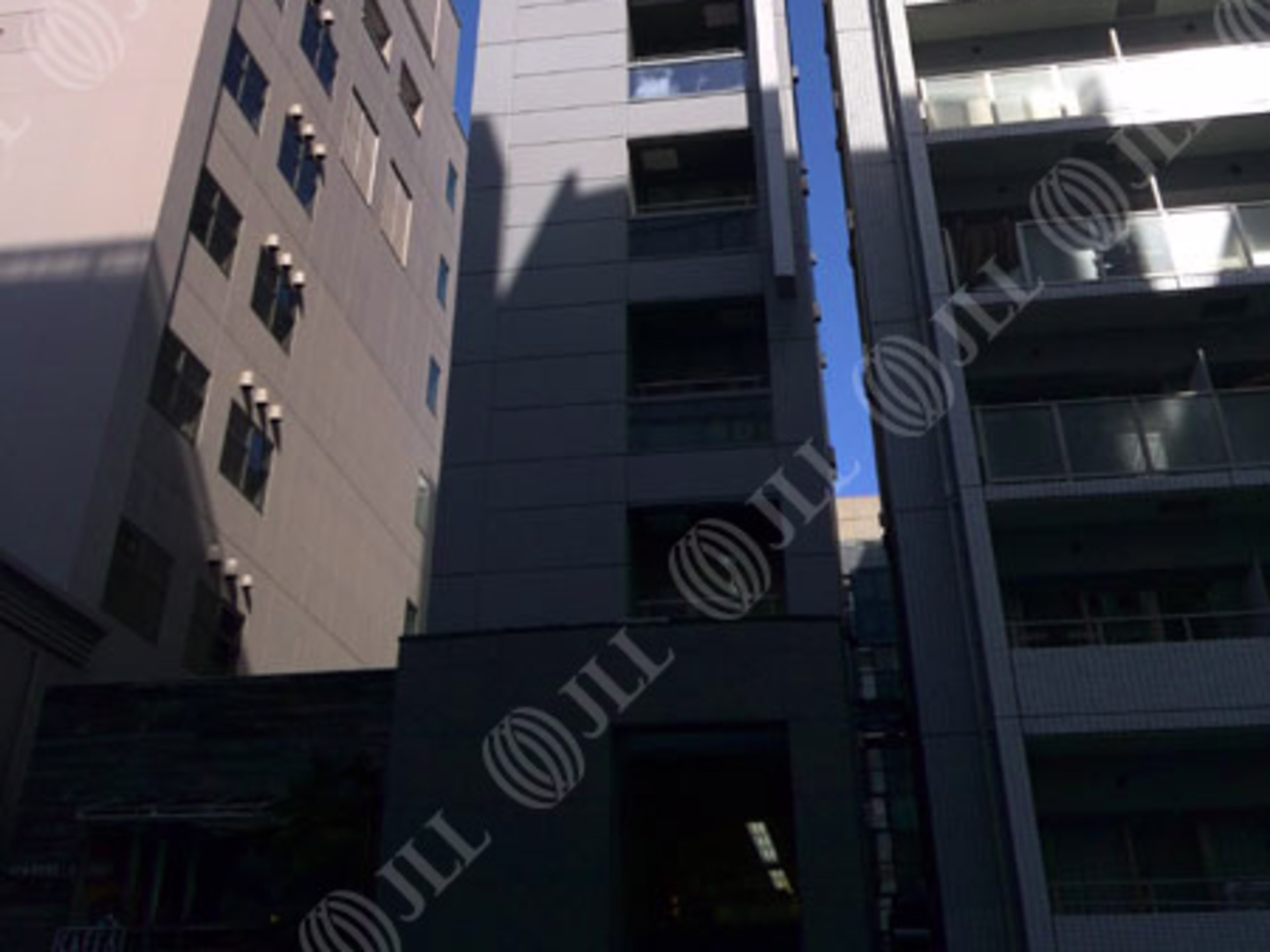 岡田ビル（新宿）