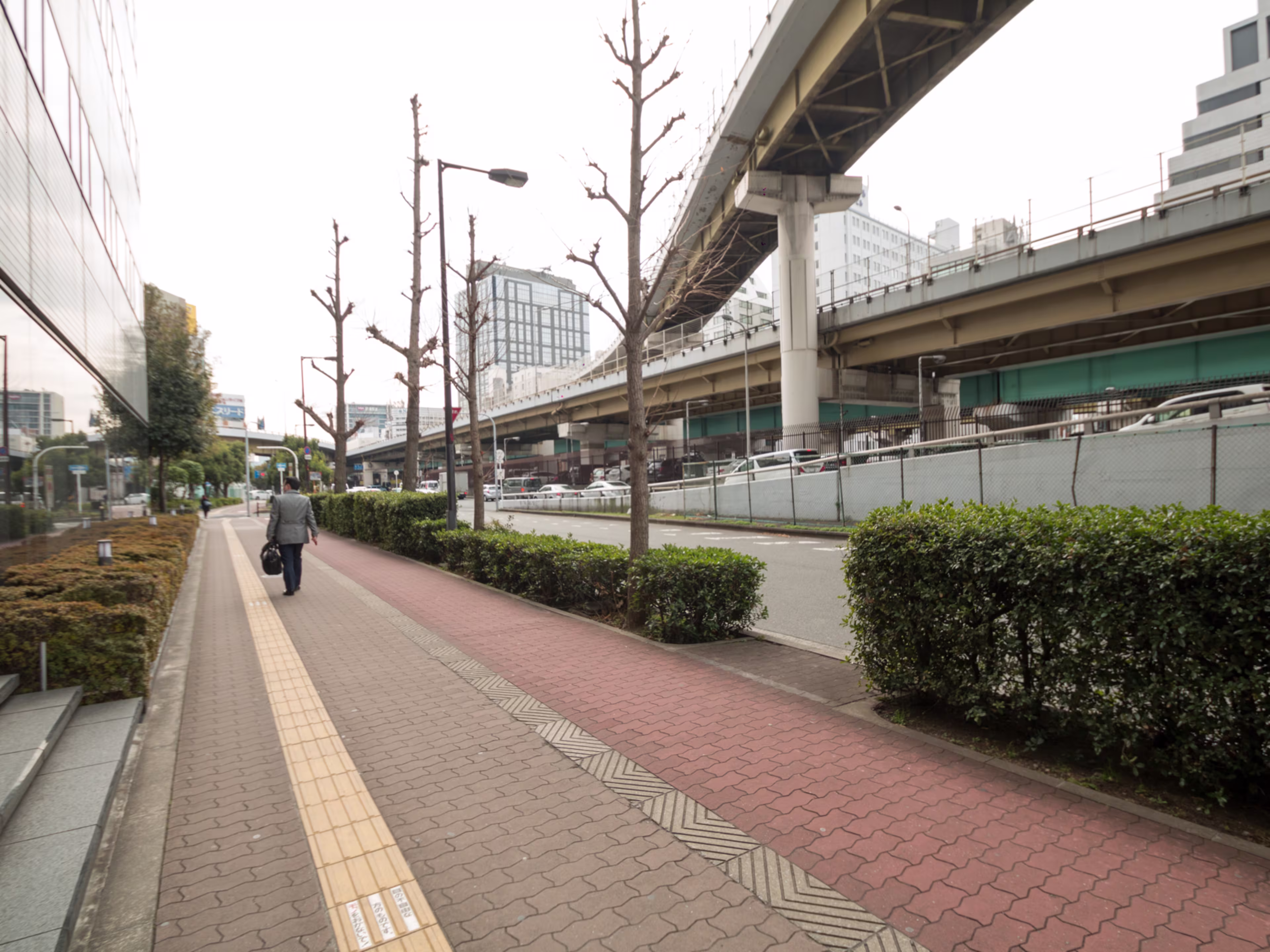 ニッセイ新大阪南口ビル