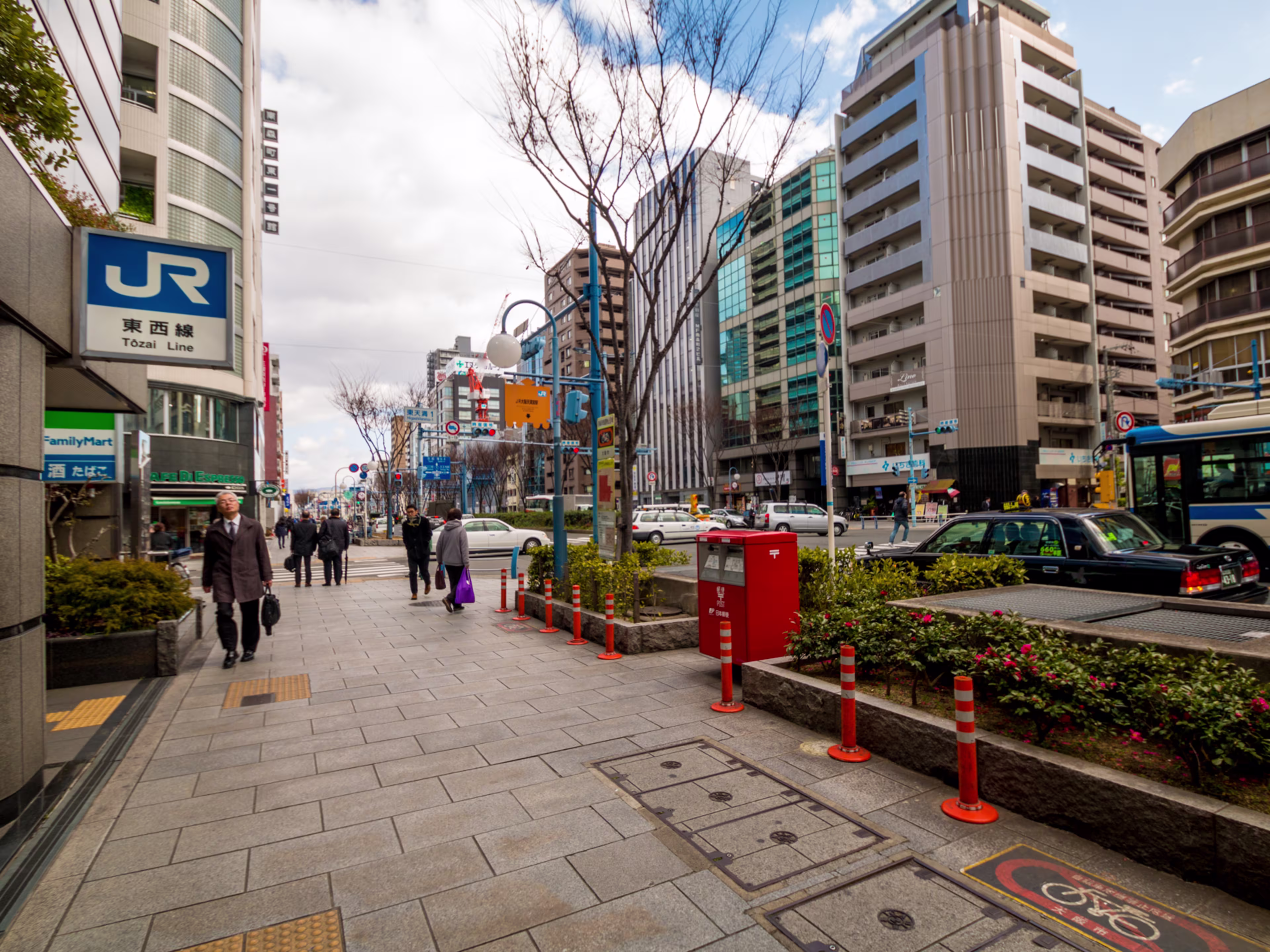 若杉センタービル本館