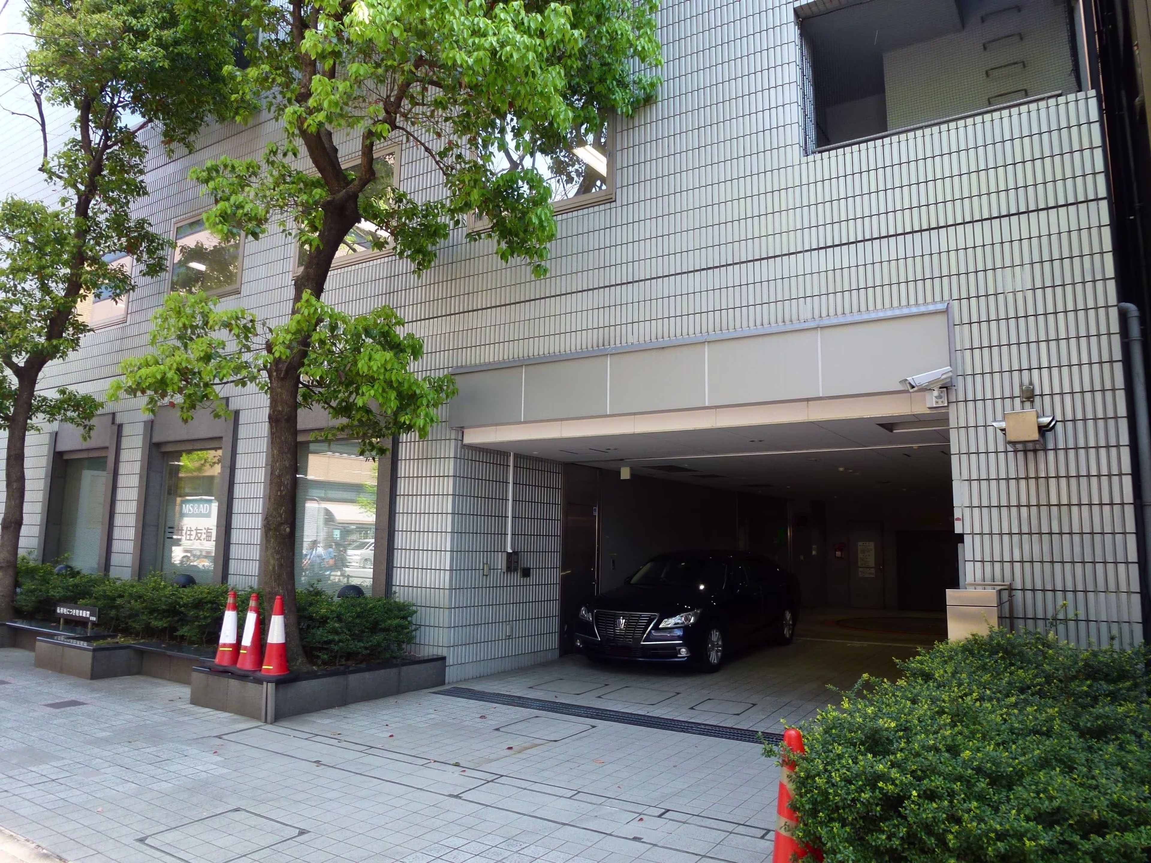 Yokohama Bayside Building