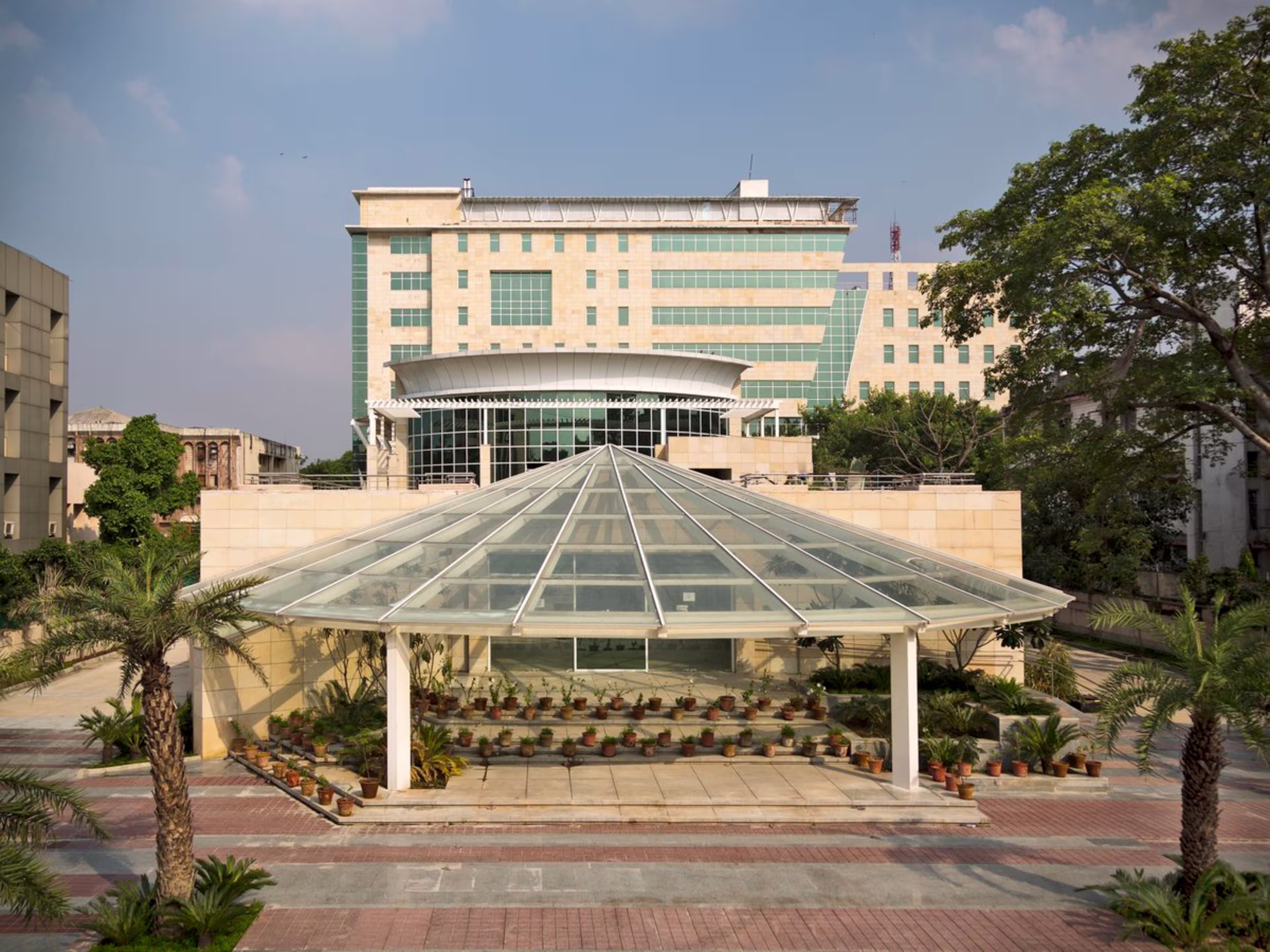 Parsvnath Capital Towers-2