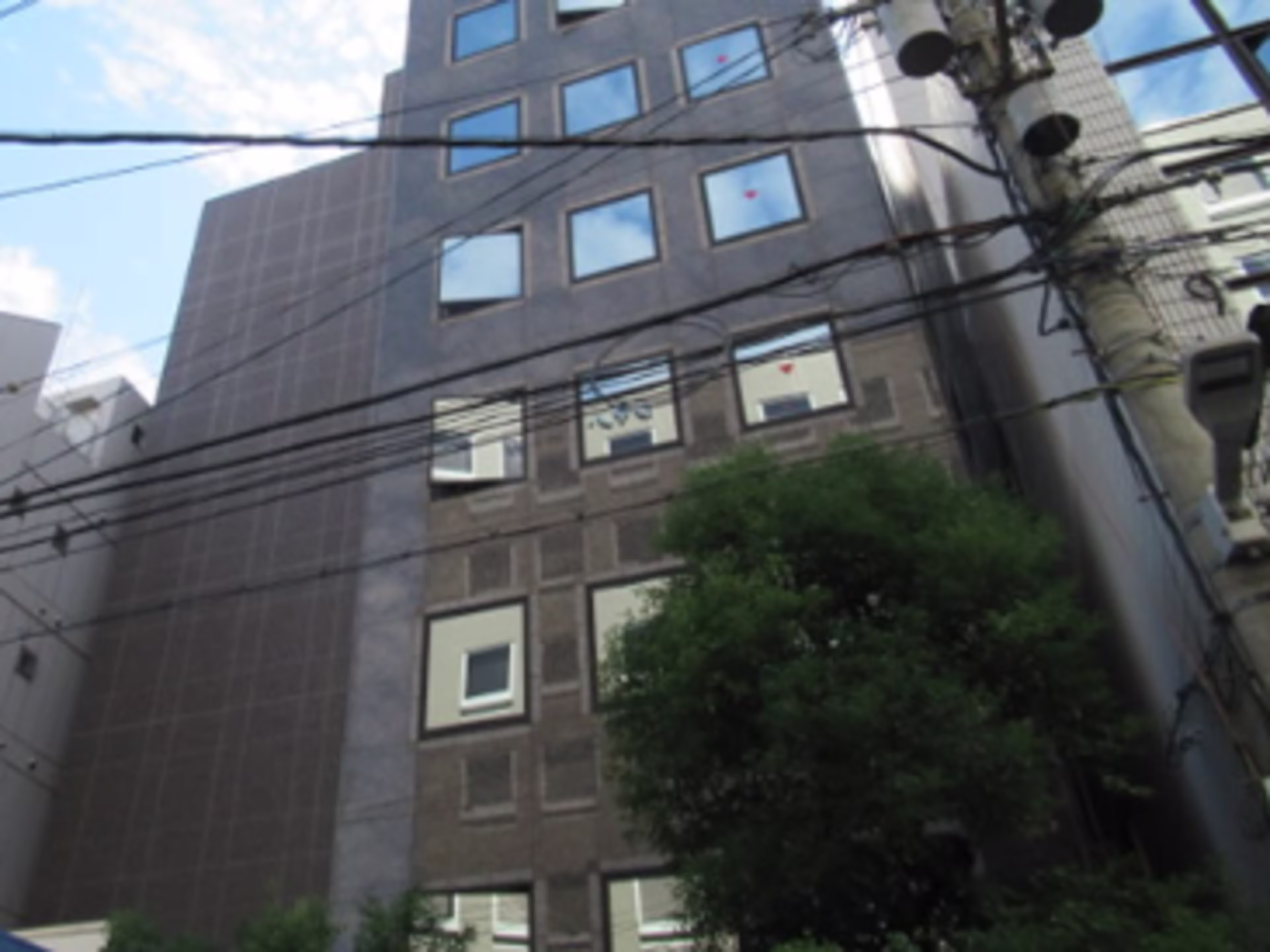 NLC心斎橋アースビル