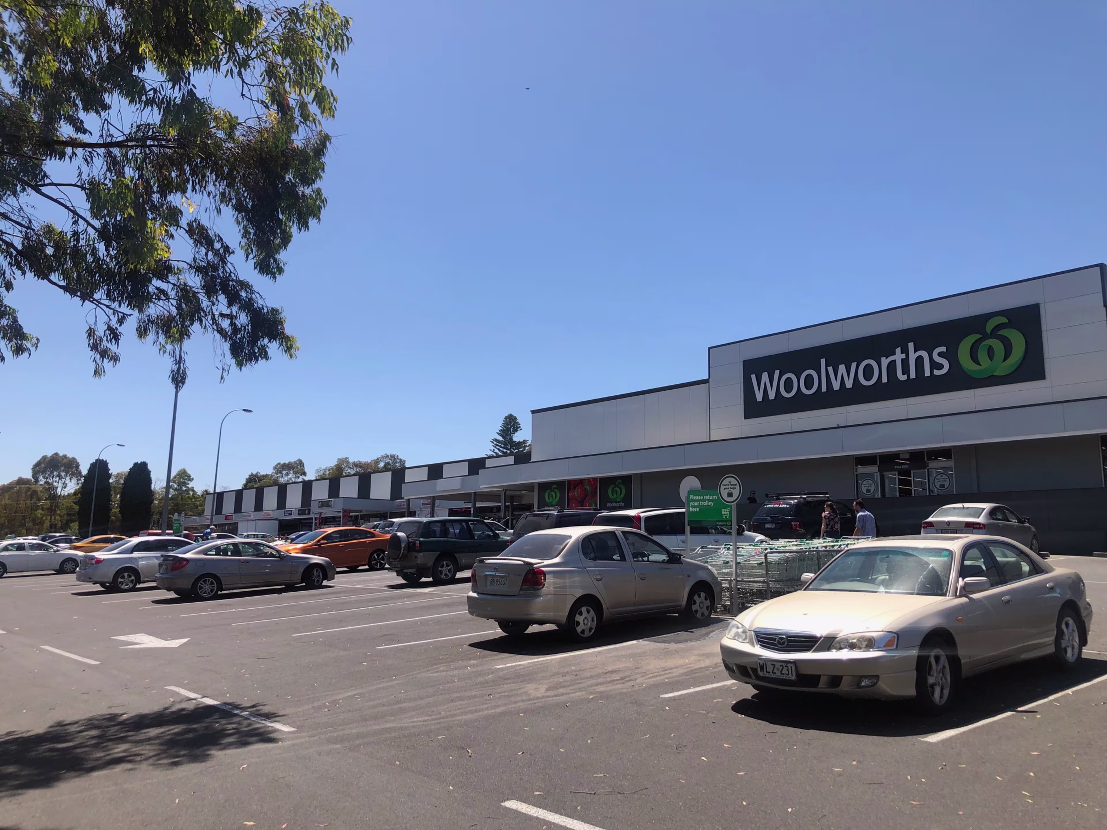 Para Hills Shopping Centre