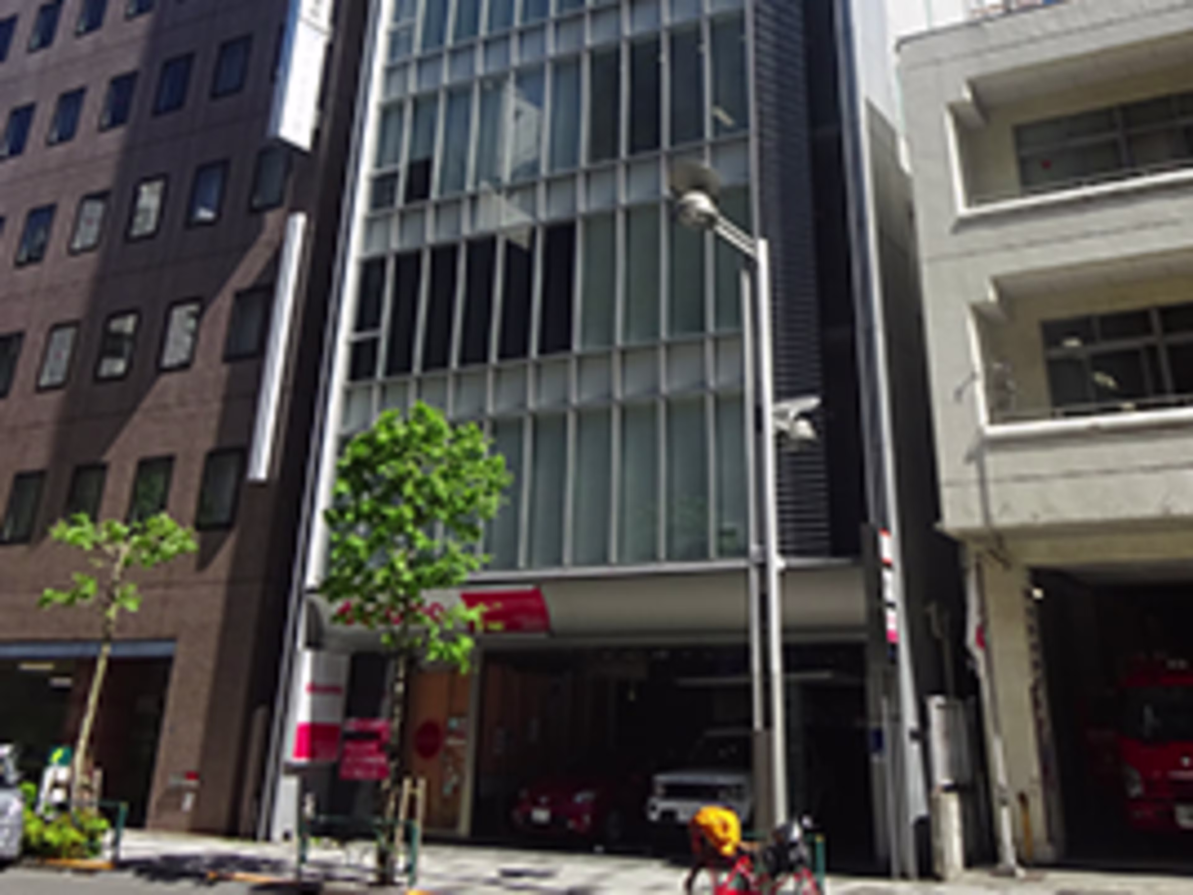 近鉄新宿御苑ビル