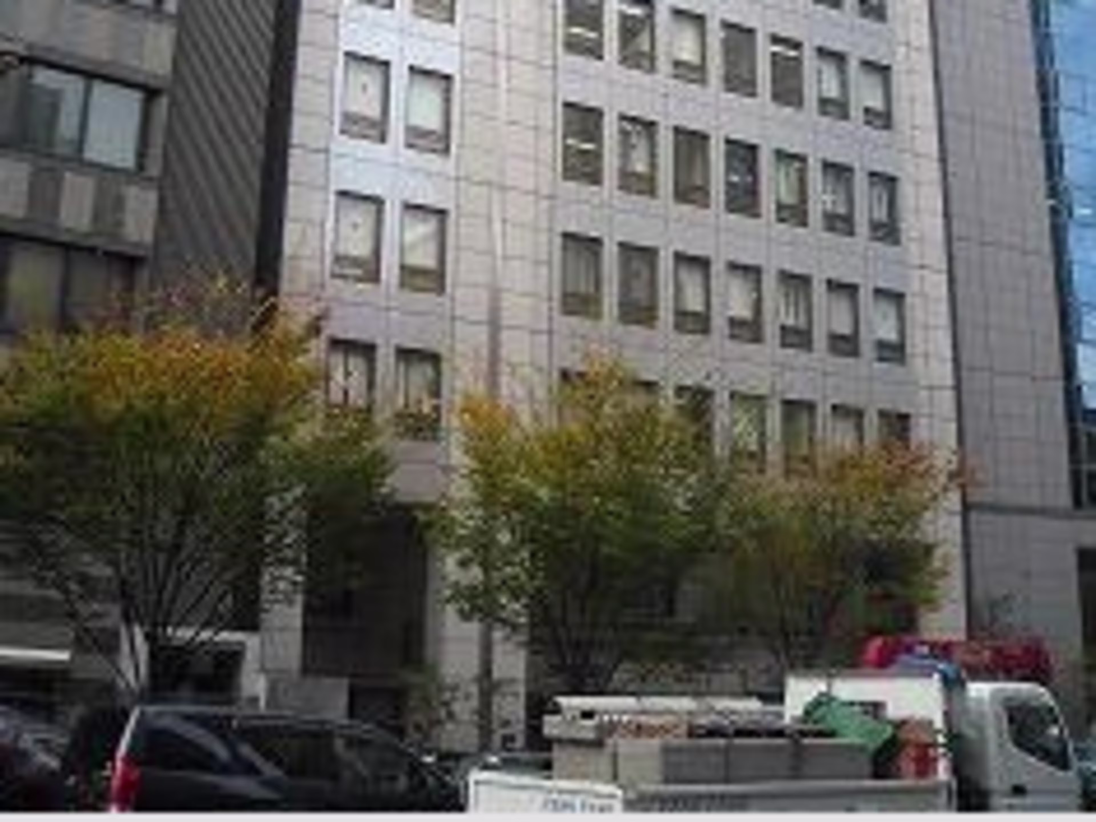 梅田プラザビル本館
