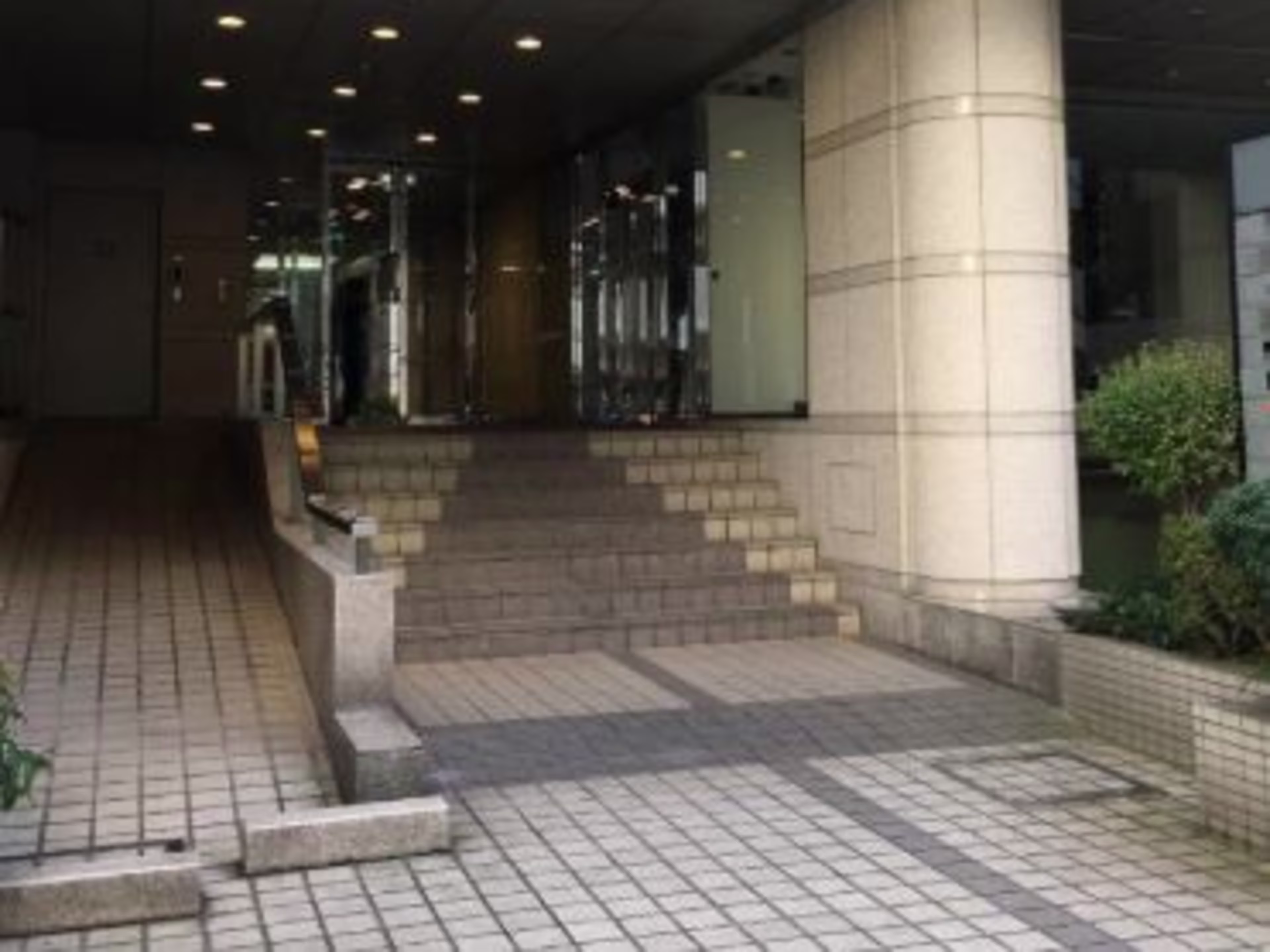 ユタカビル