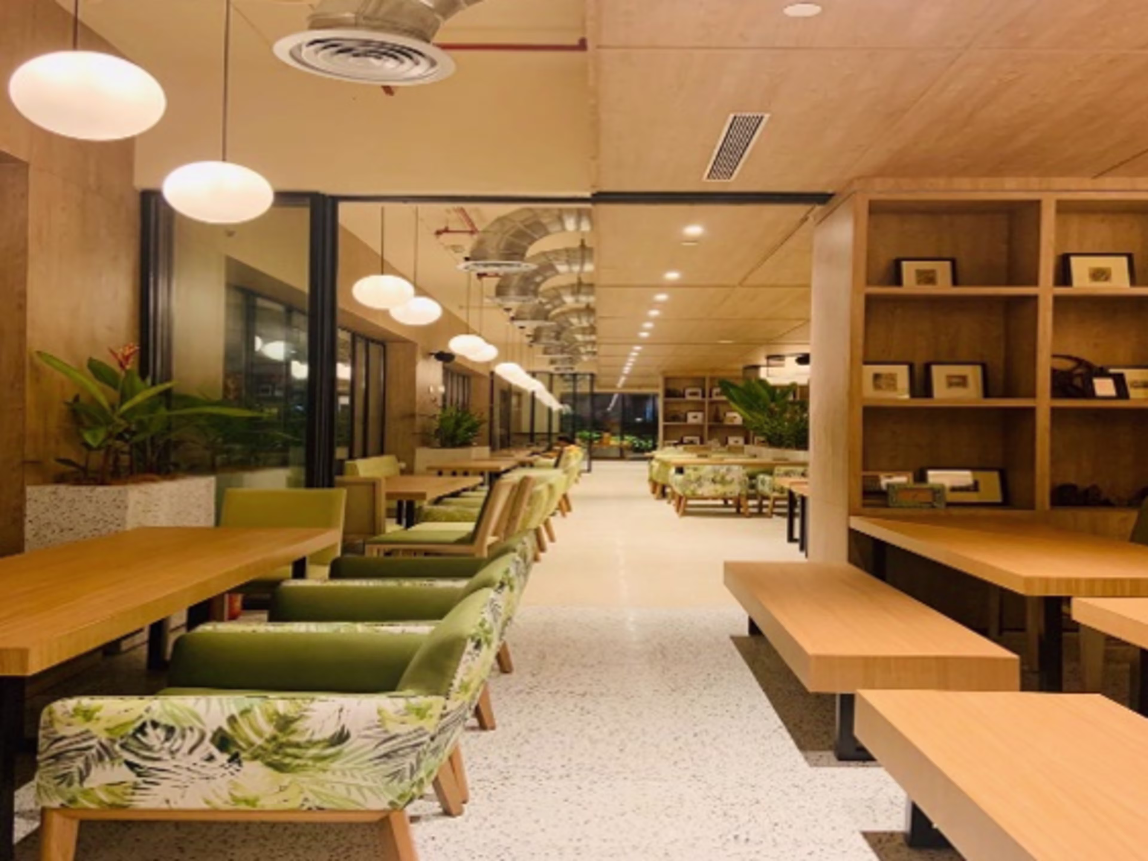 Peninsula Corporate Park - Piramal Towers