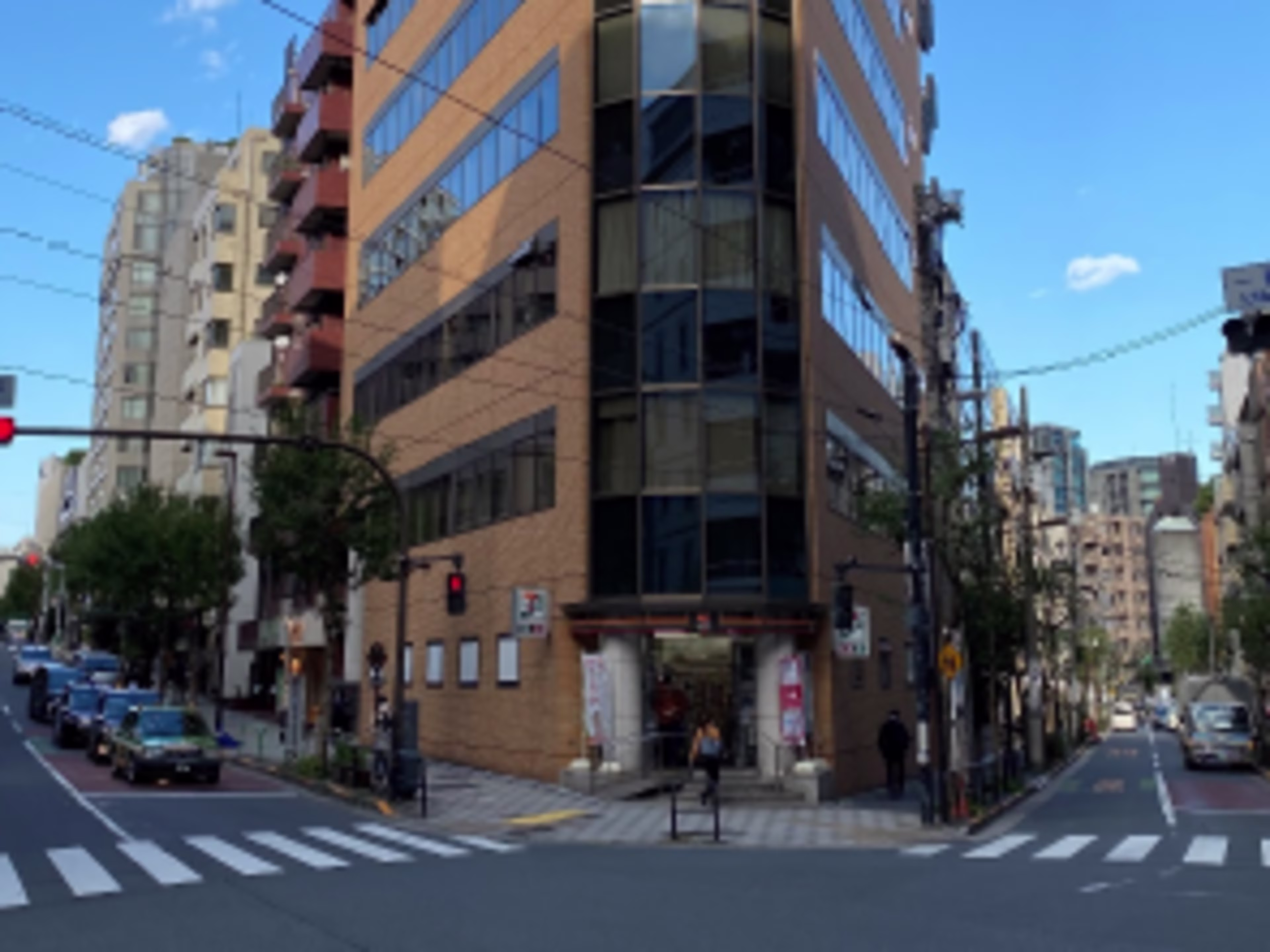 THE CROSS一番町