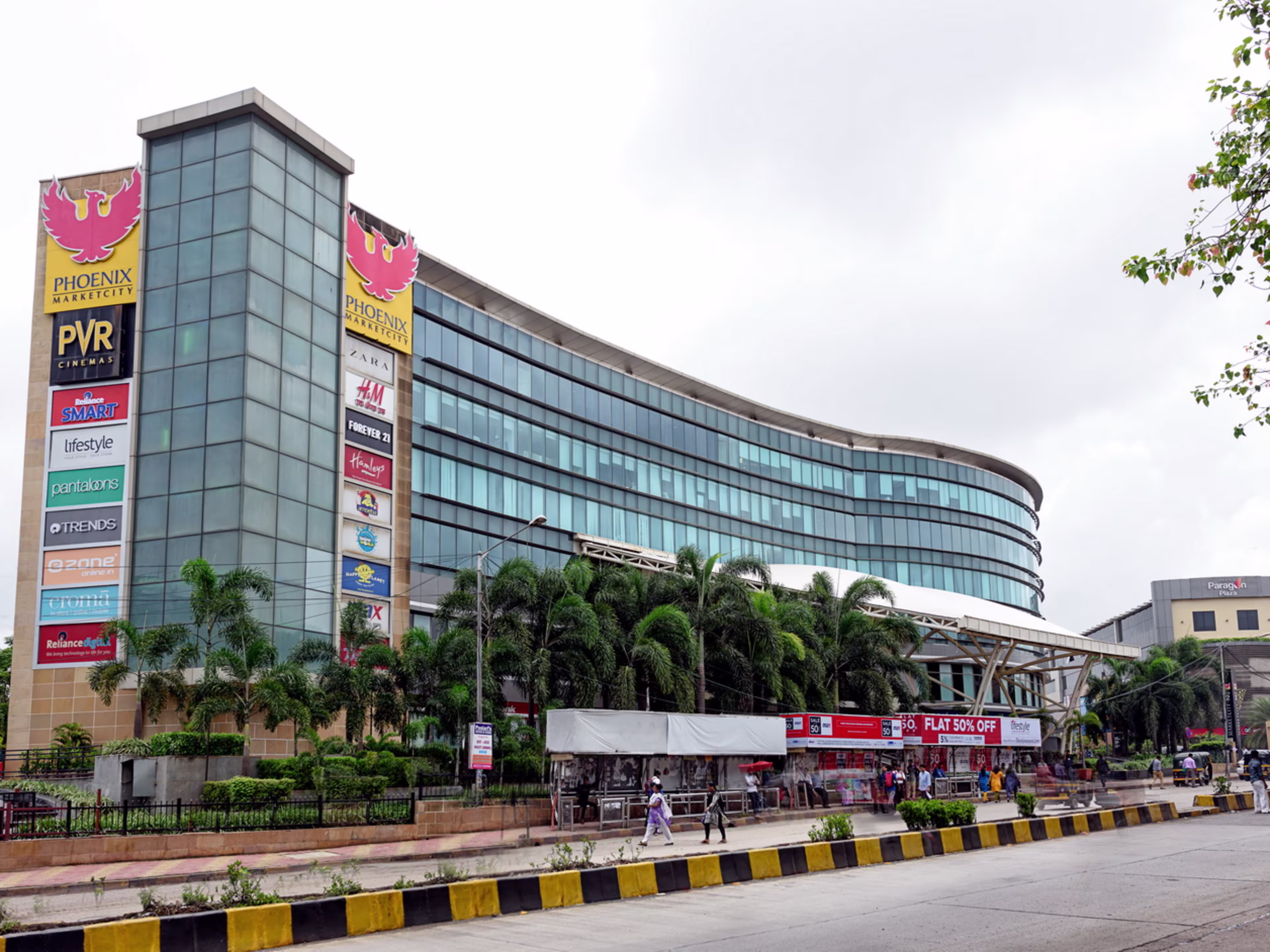 Phoenix Market City - The Centrium