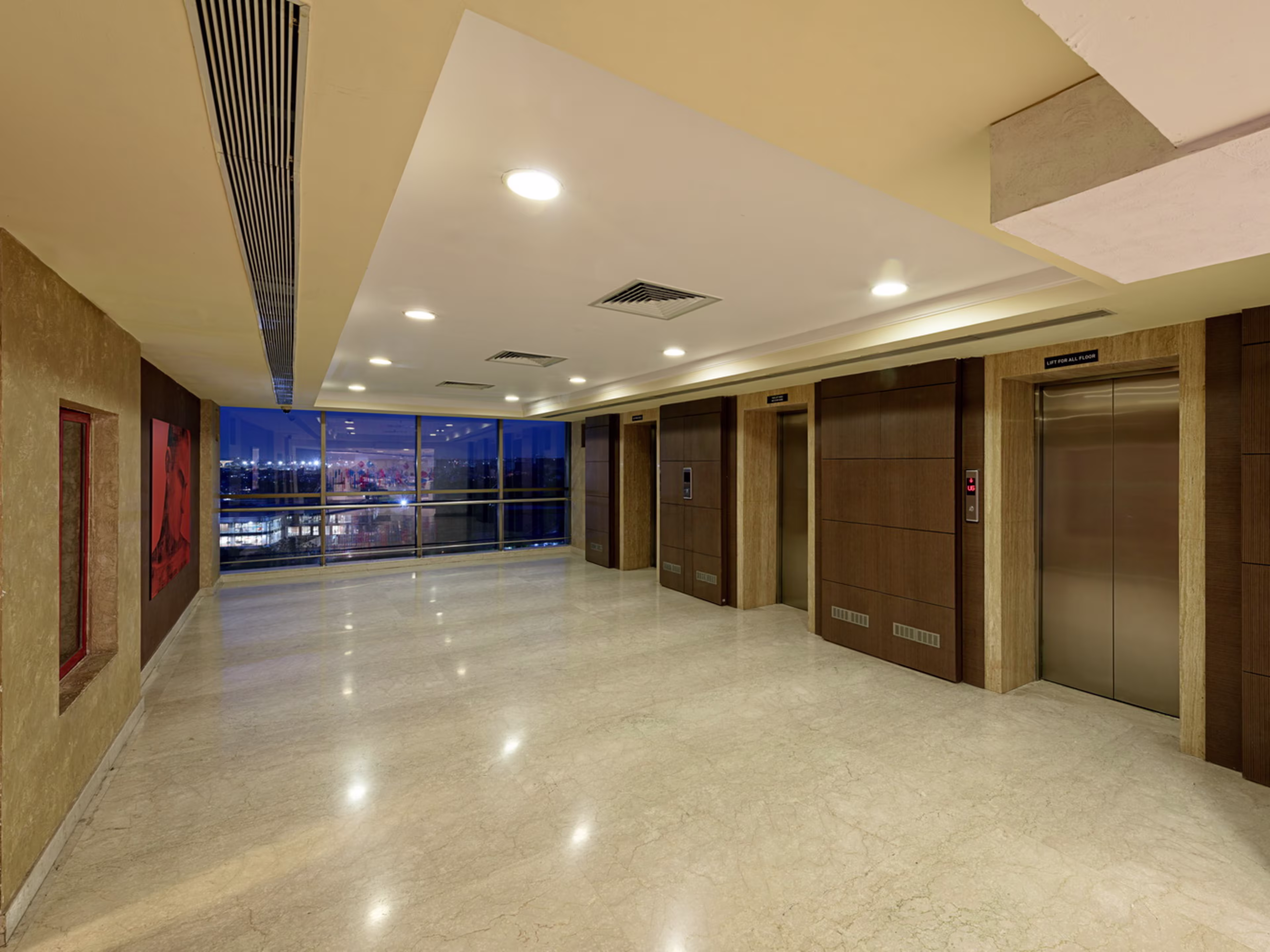 Phoenix Market City - The Centrium