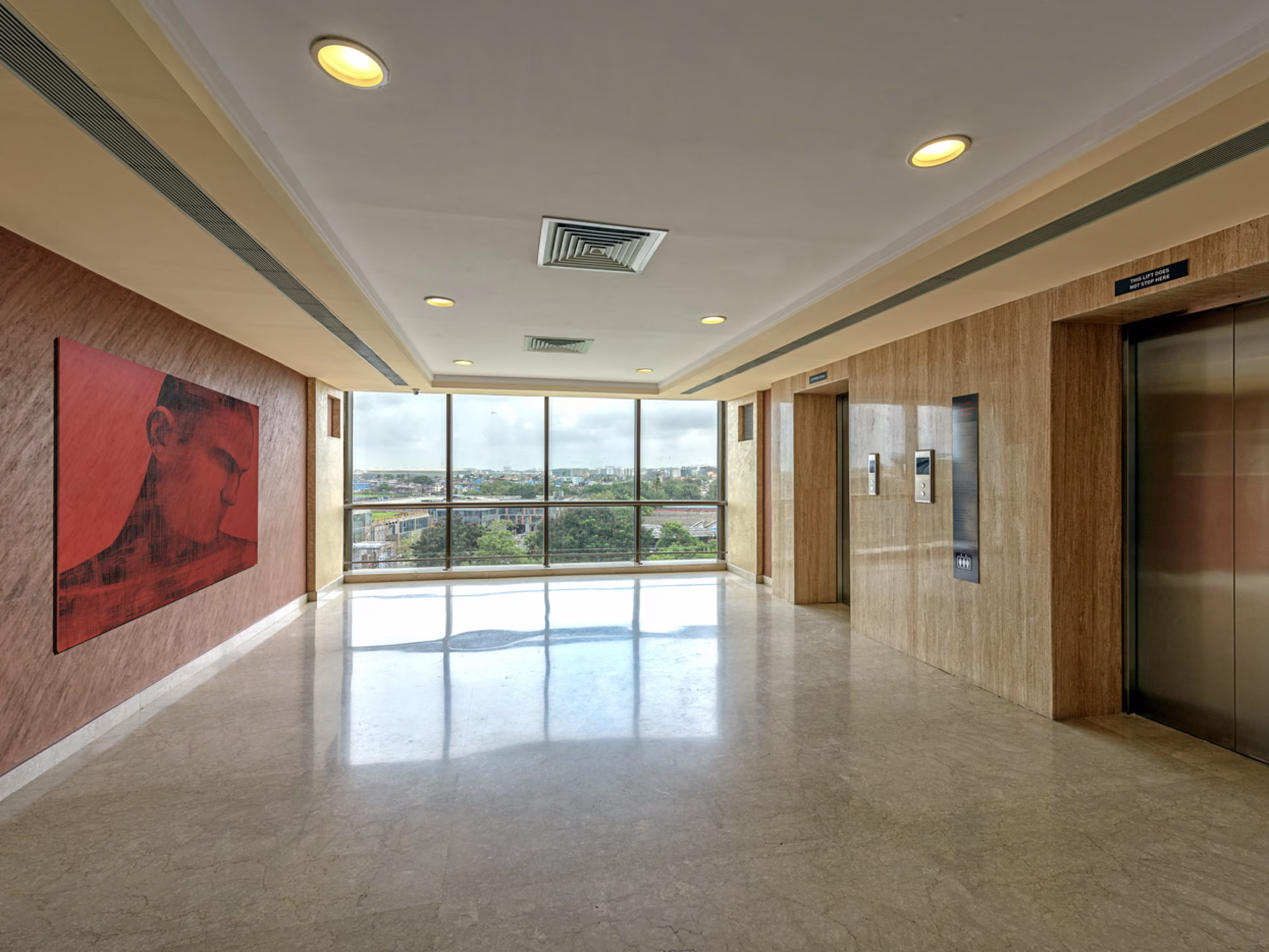 Phoenix Market City - The Centrium