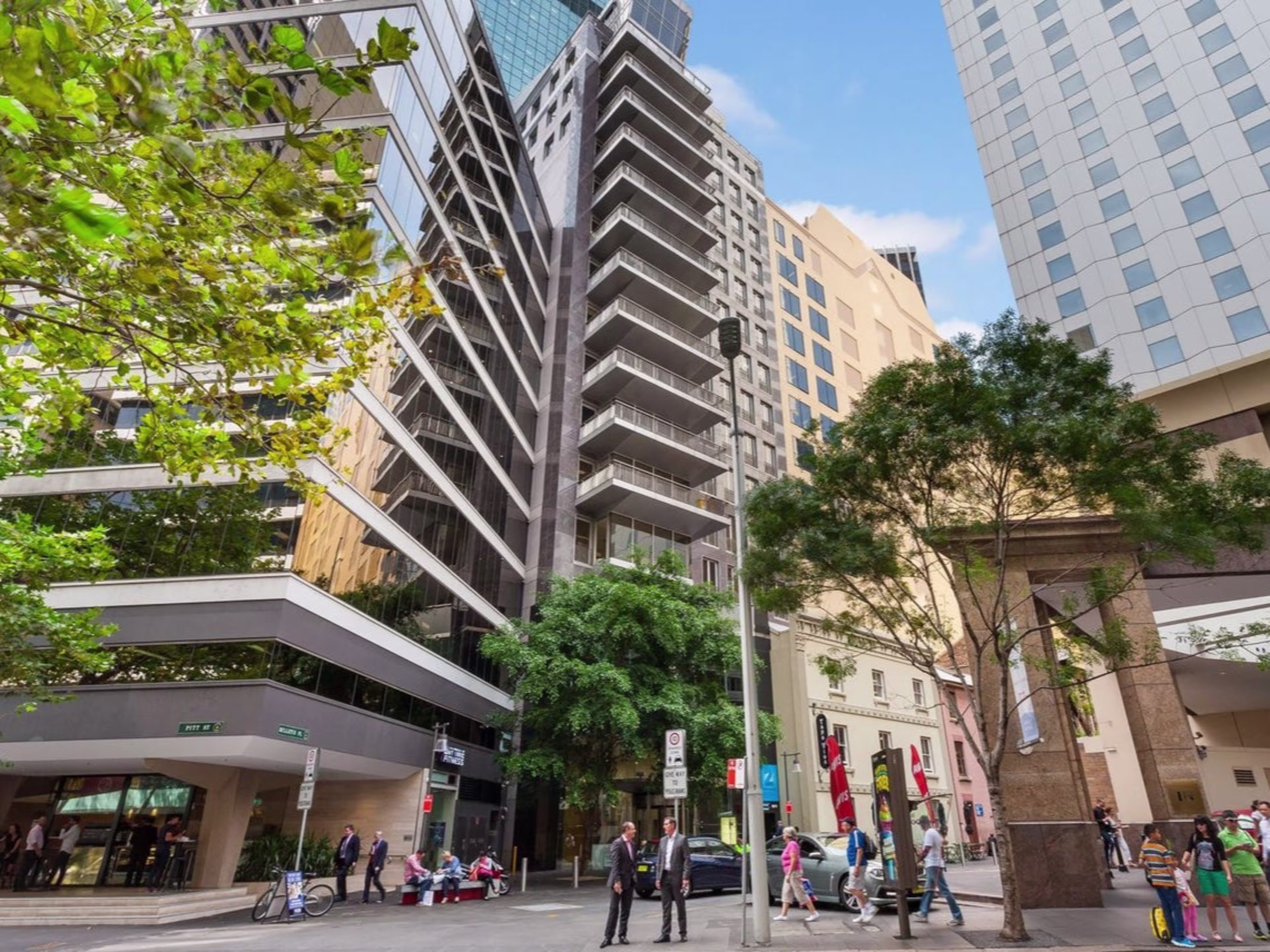 2 Bulletin Place