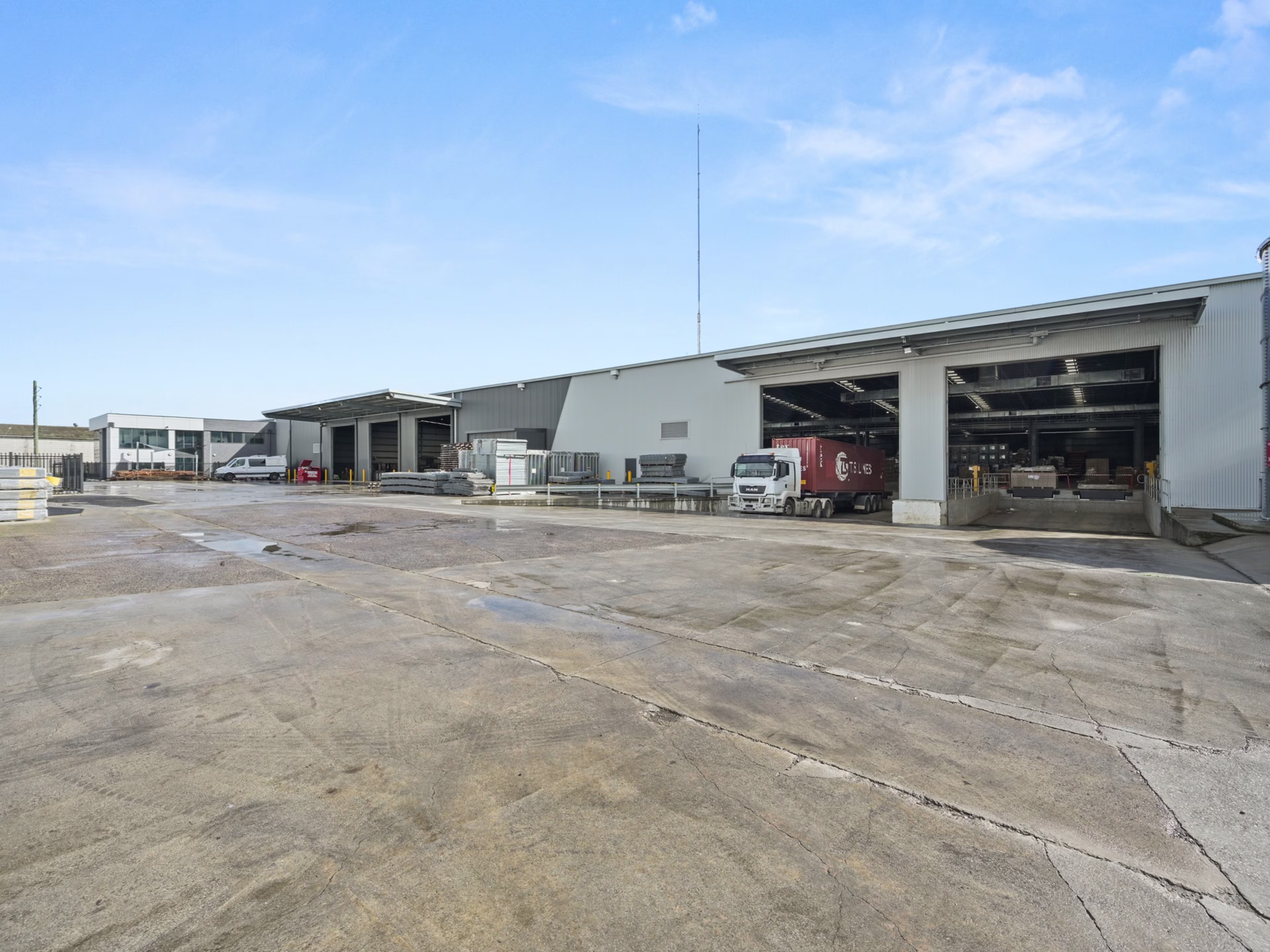 Unit 1, 416 Somerville Road