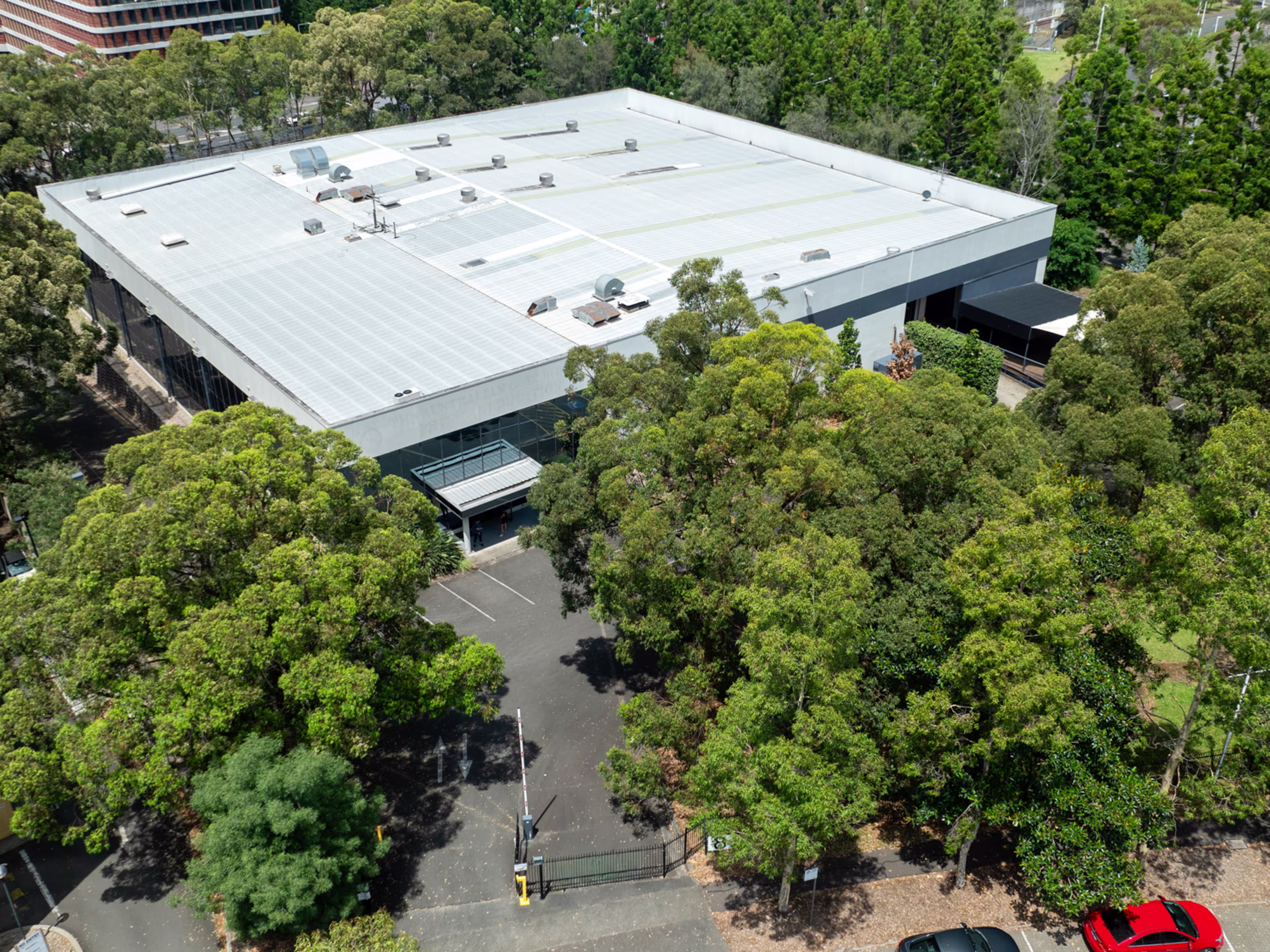 8 Figtree Drive