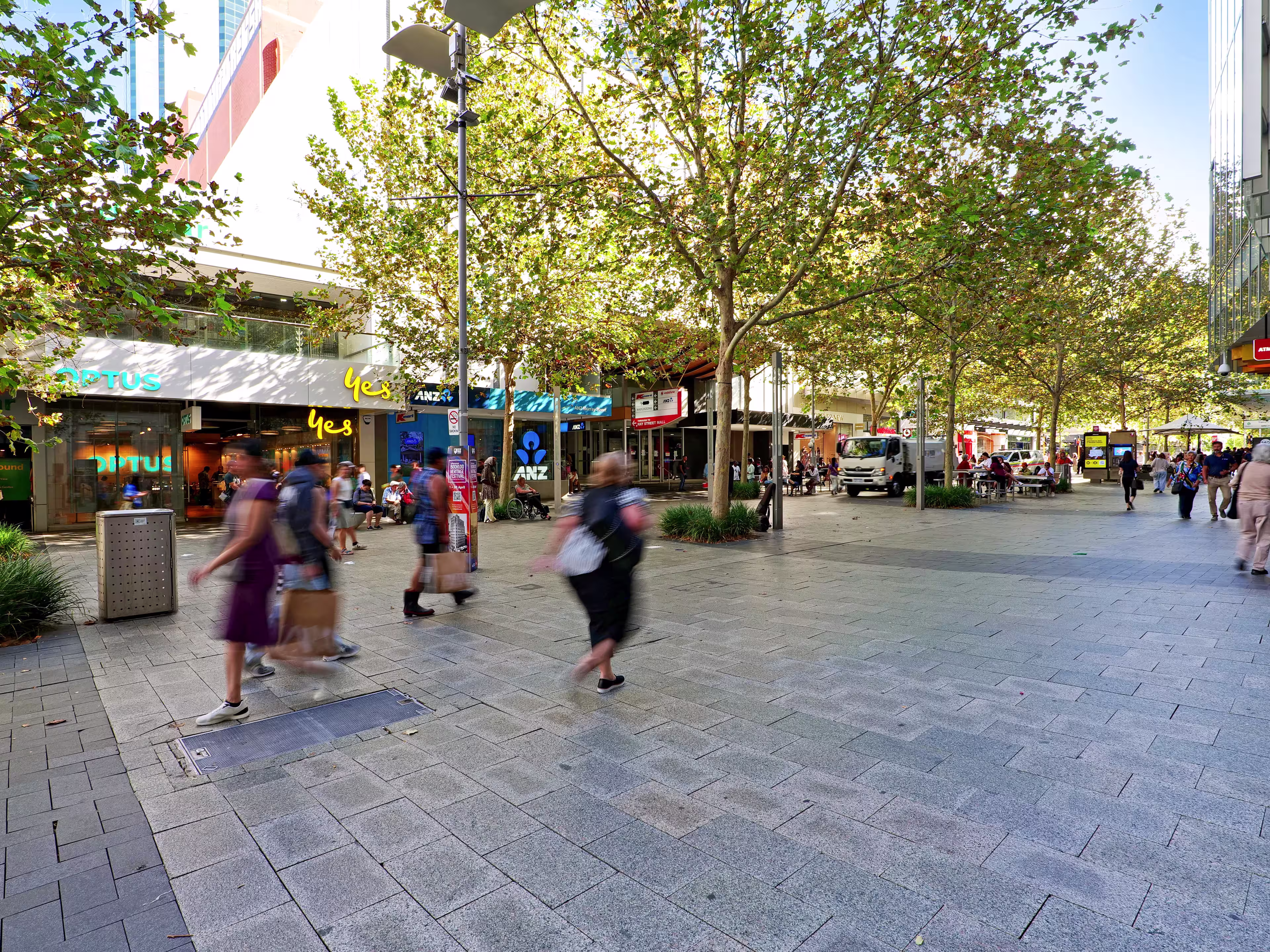 239 Murray St Mall