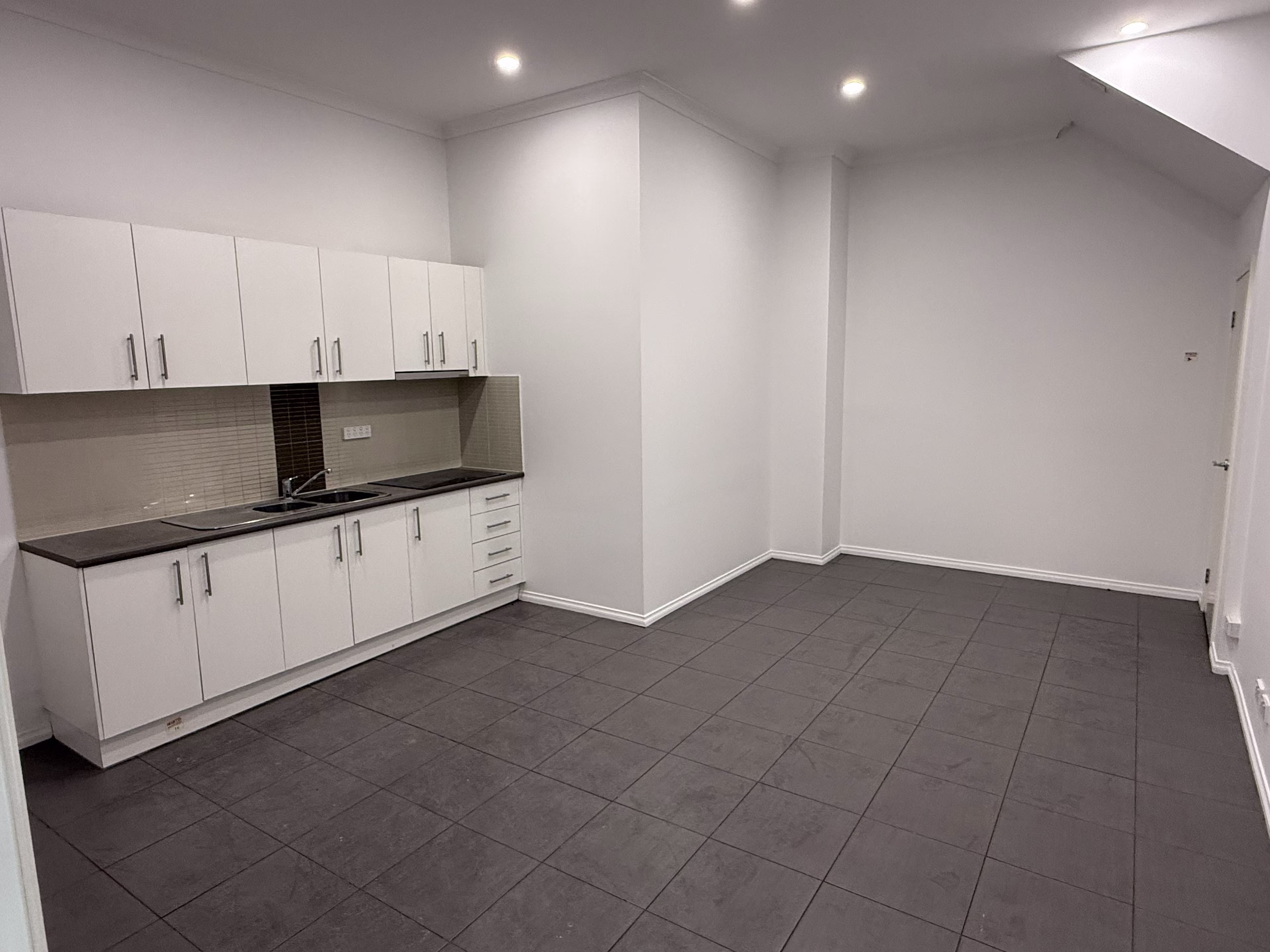 Warehouse 2, 22 Sunline Drive