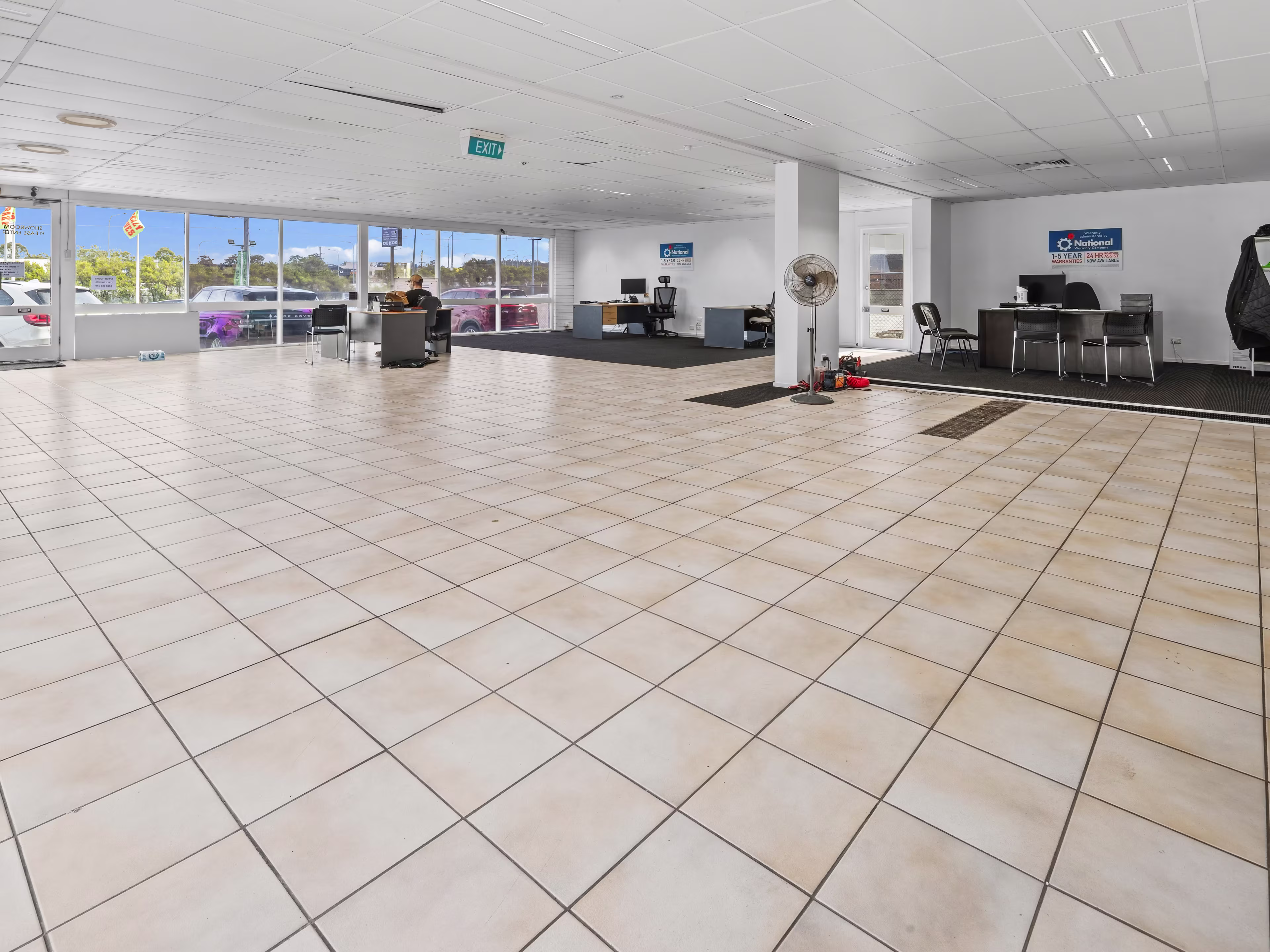 3366 Pacific Highway