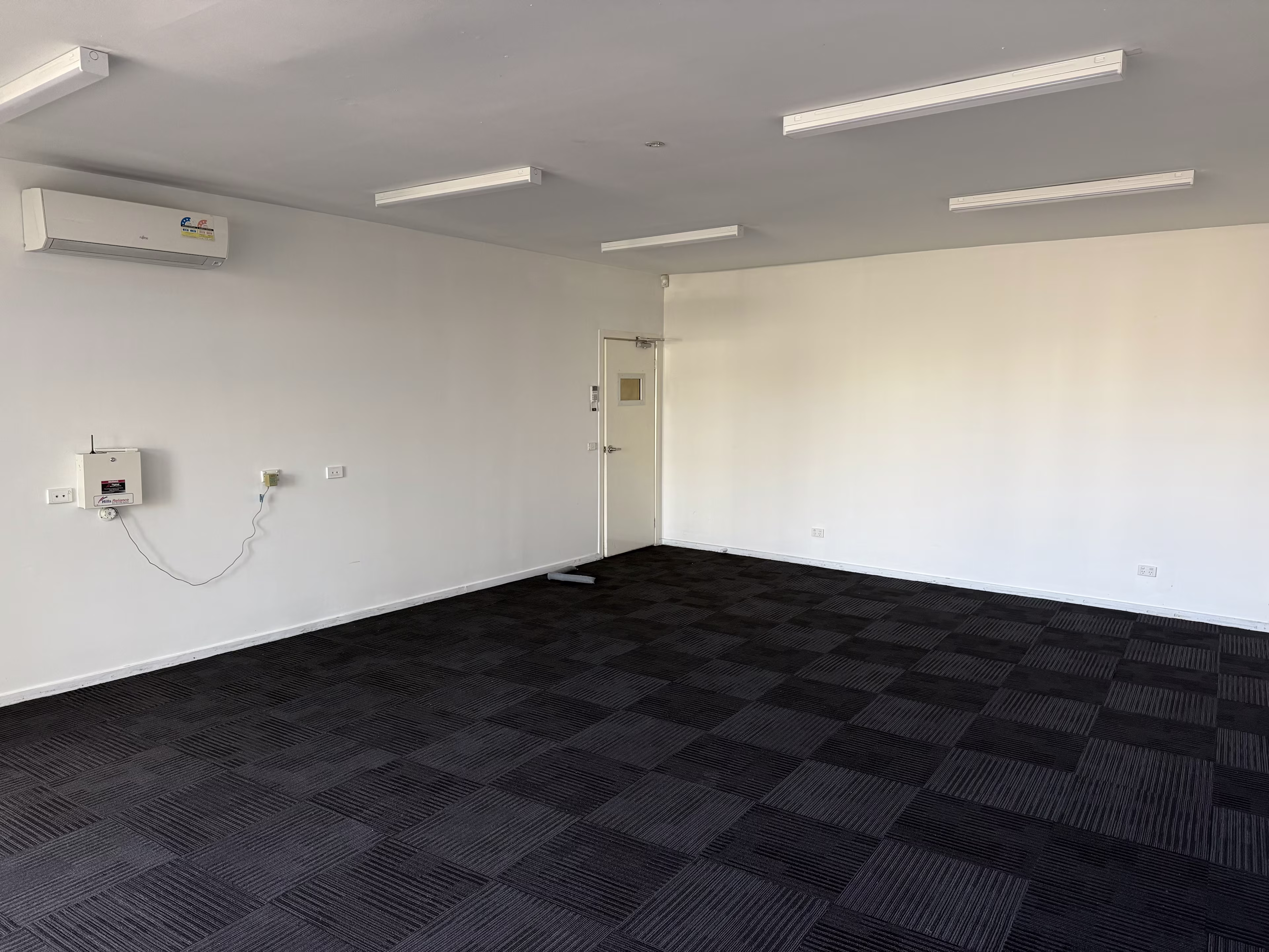 Unit 1, 28 Law Court