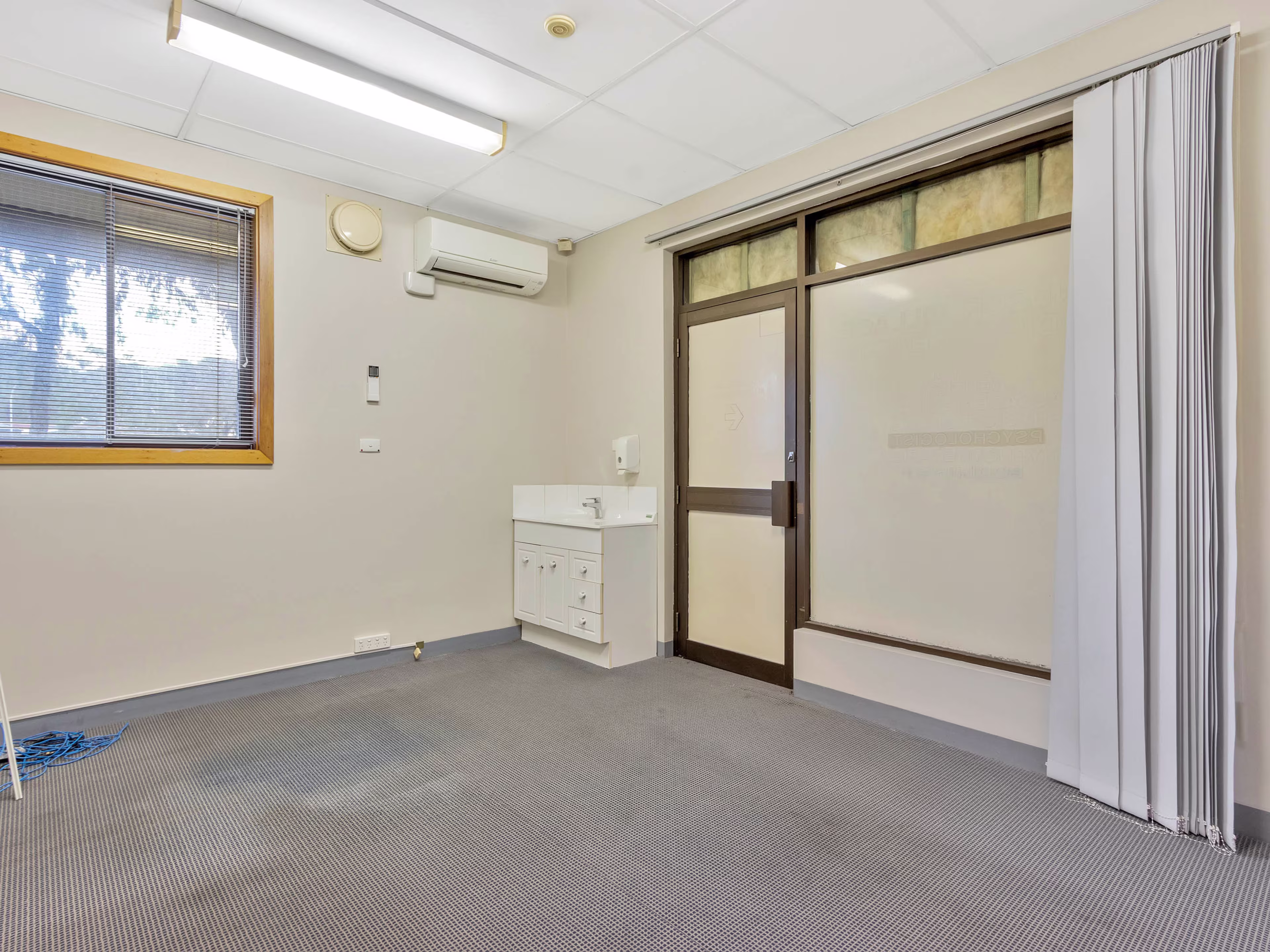 1 Longview Road Windsor Gardens